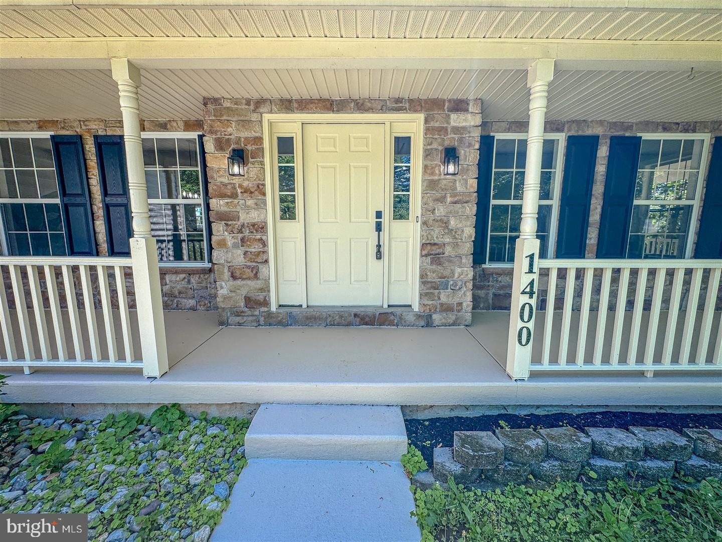 1400 N LIMEKILN PIKE