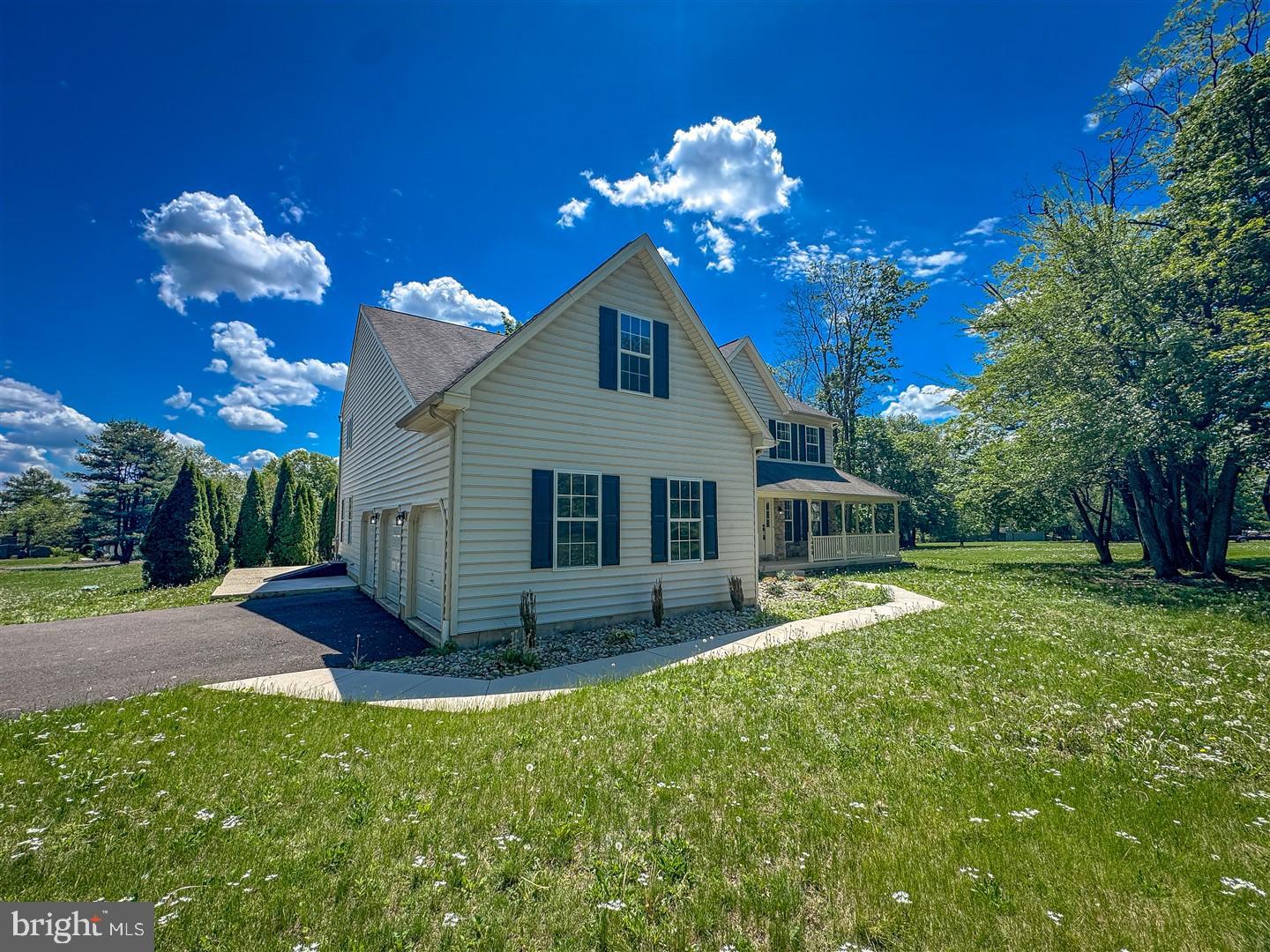 1400 N LIMEKILN PIKE