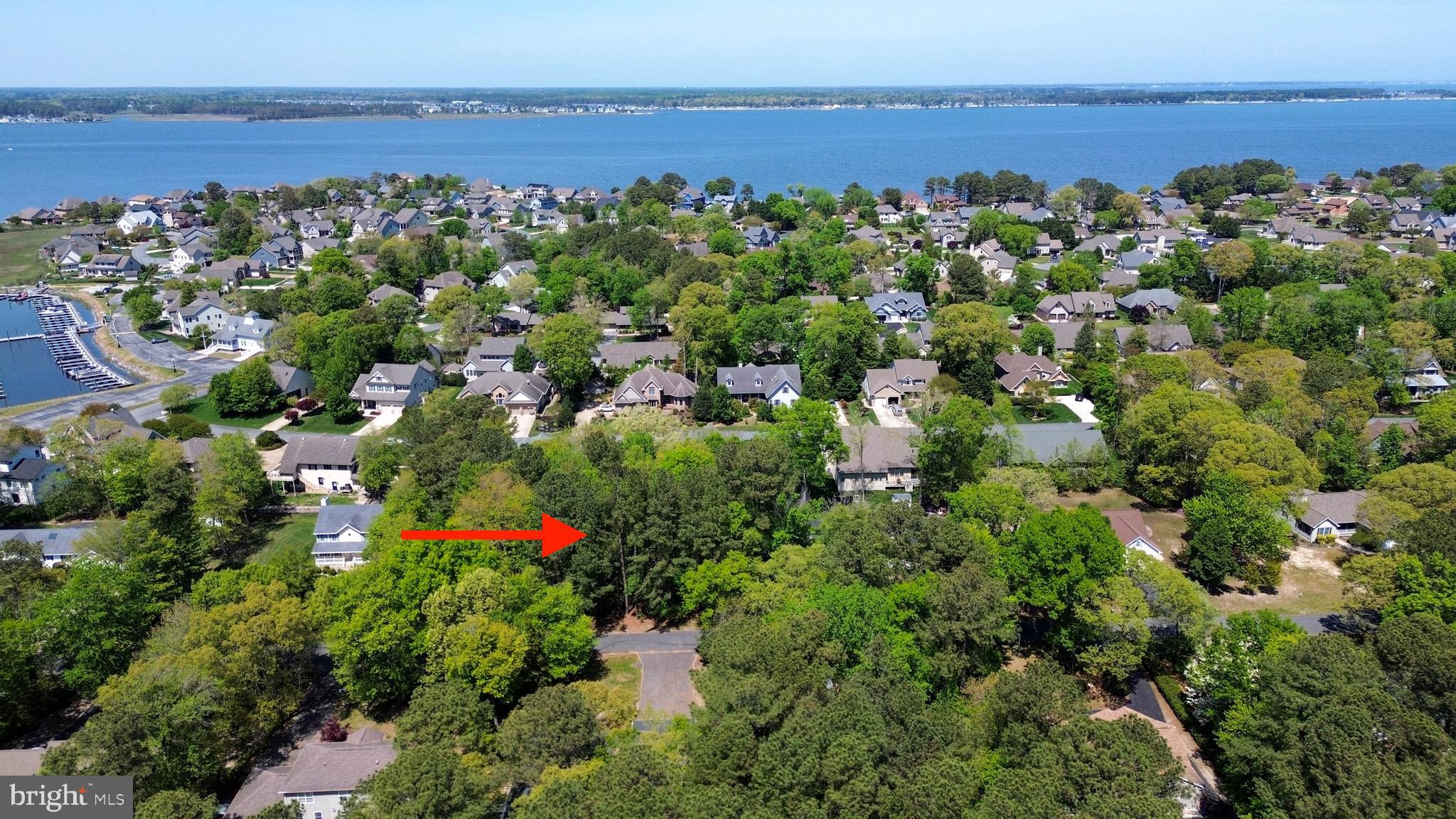 MALLARD CREEK - Land