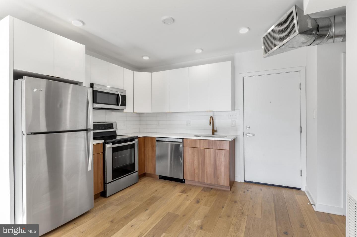 FISHTOWN - Residential Lease