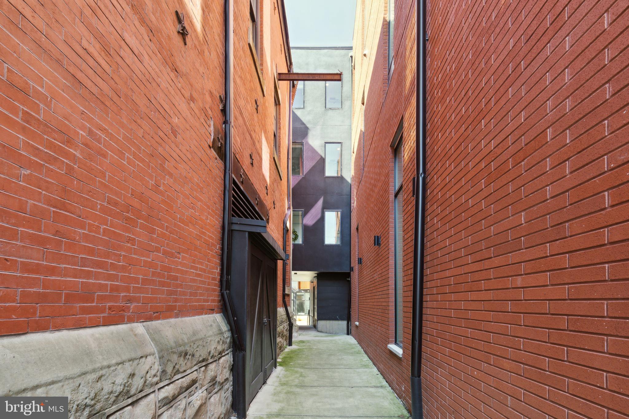 FISHTOWN - Residential Lease