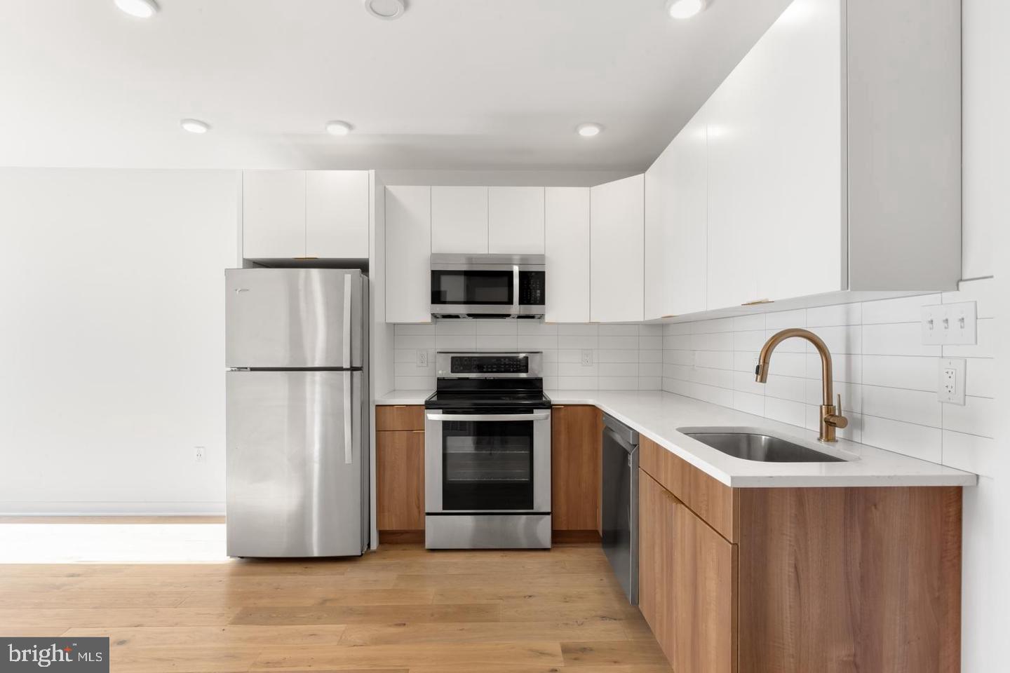 FISHTOWN - Residential Lease