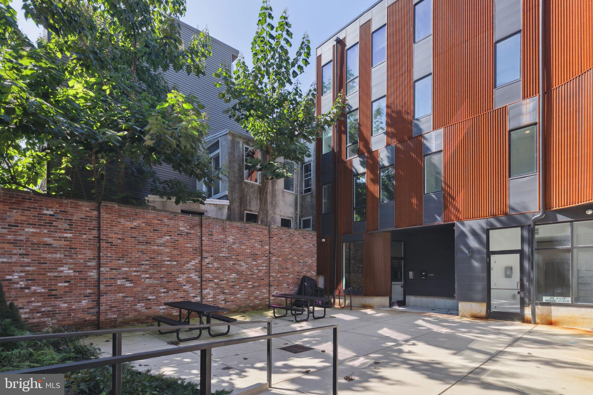 FISHTOWN - Residential Lease