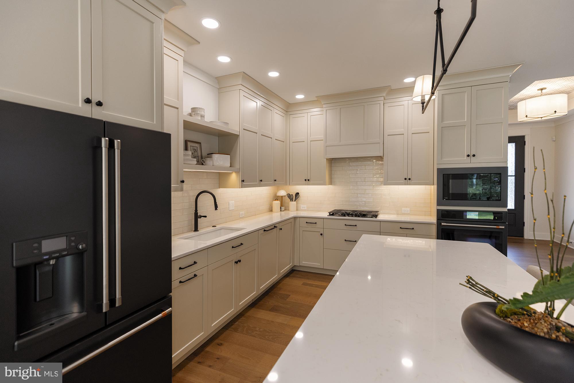 SILVER SPRING - Residential