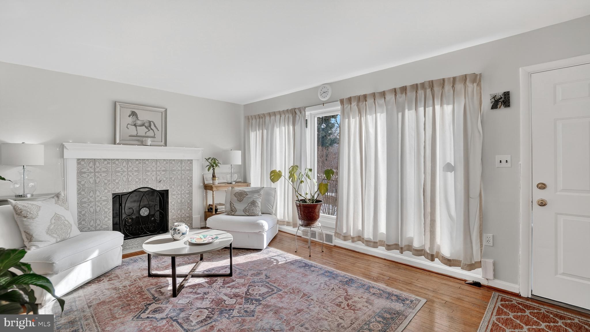 HILLSIDE ACRES - Residential