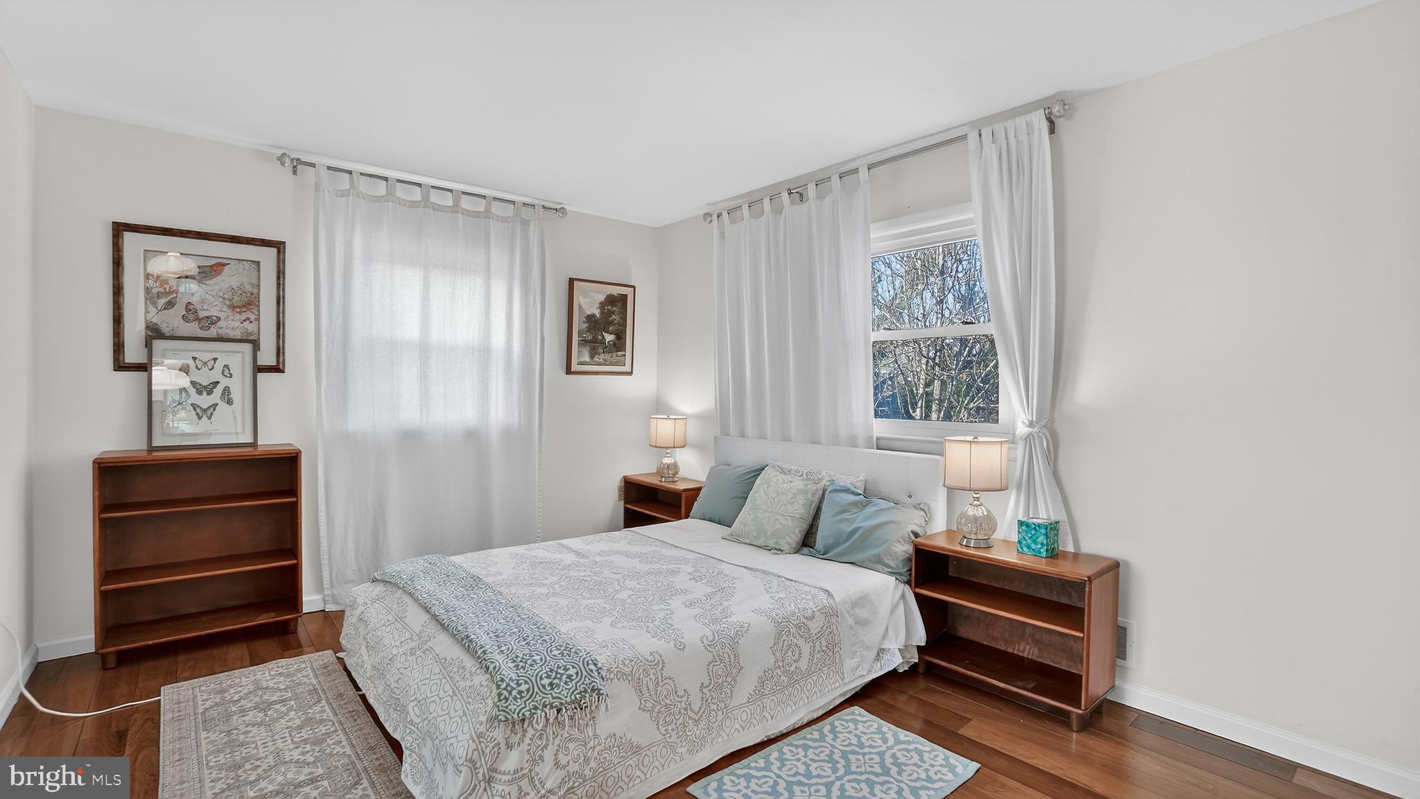 HILLSIDE ACRES - Residential