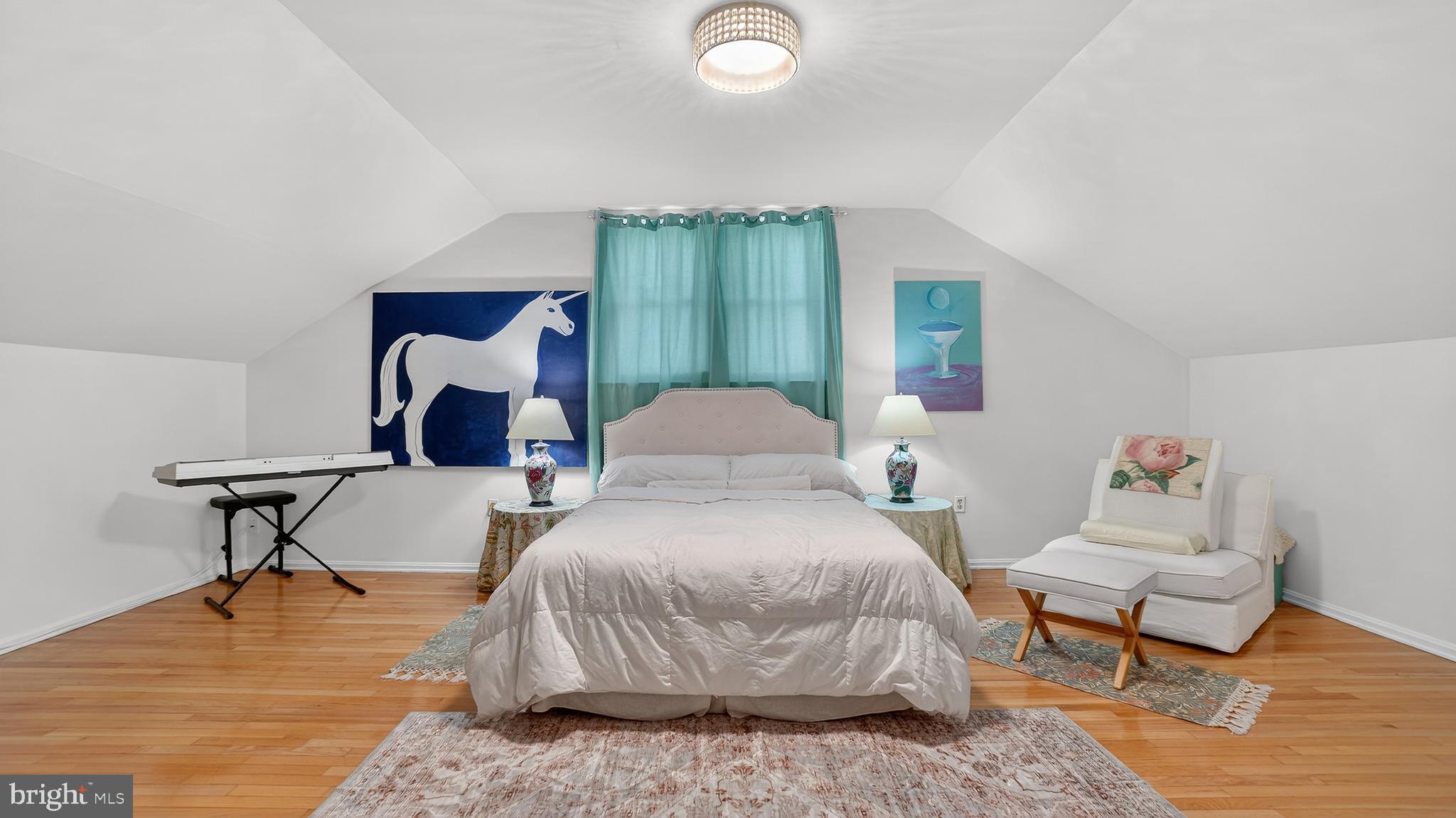 HILLSIDE ACRES - Residential