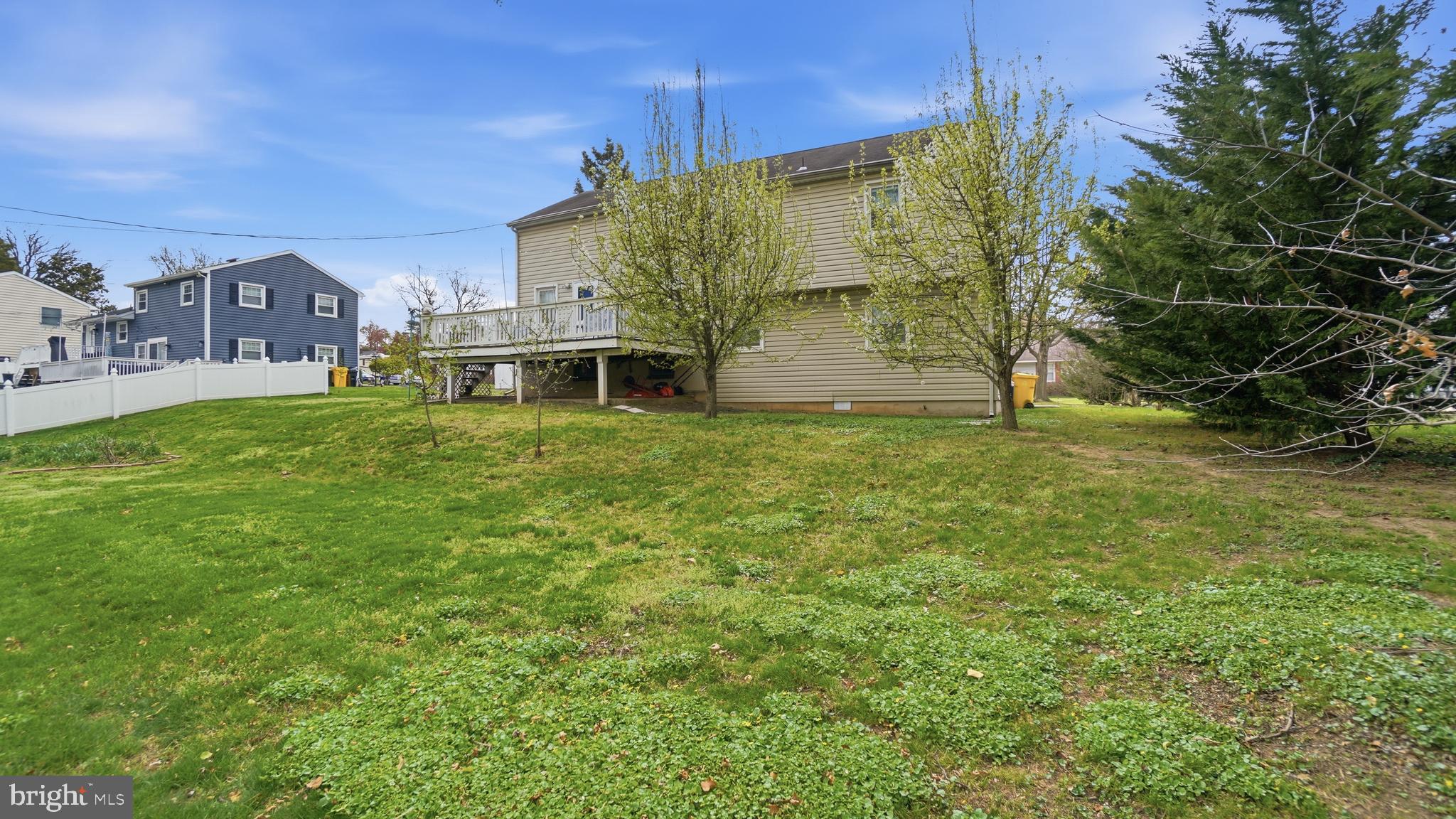 HILLSIDE ACRES - Residential