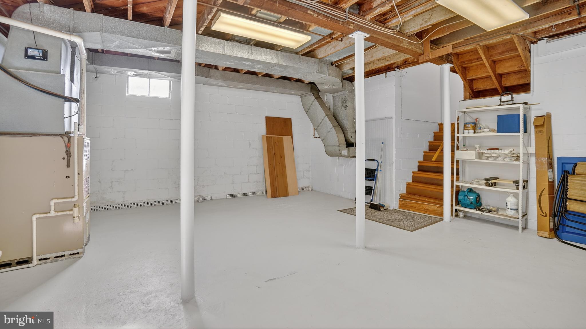 HILLSIDE ACRES - Residential