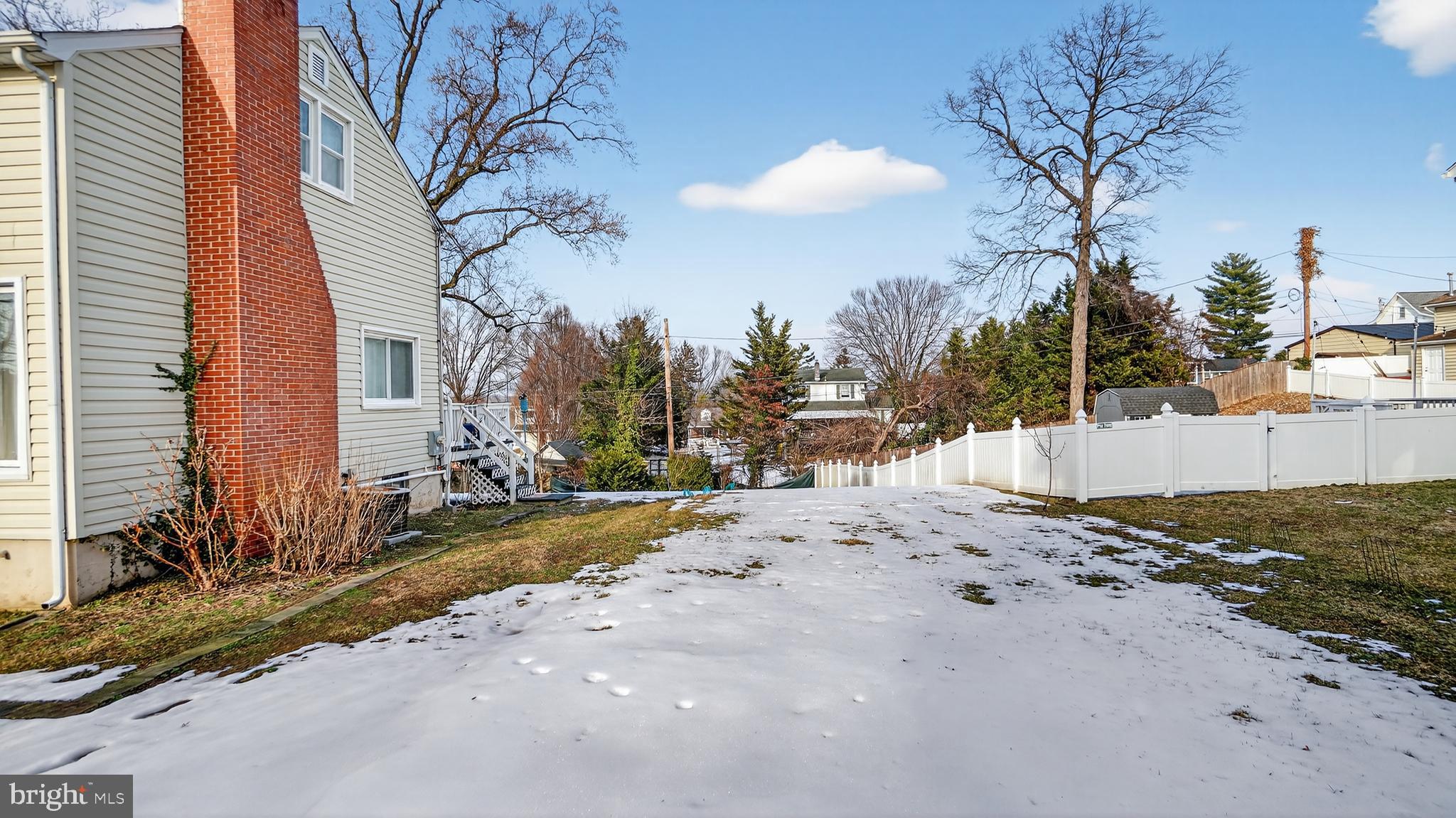 HILLSIDE ACRES - Residential