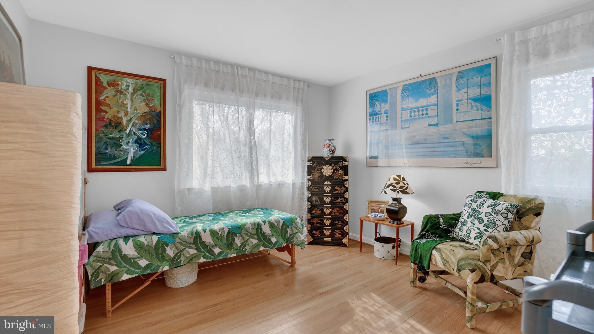 HILLSIDE ACRES - Residential