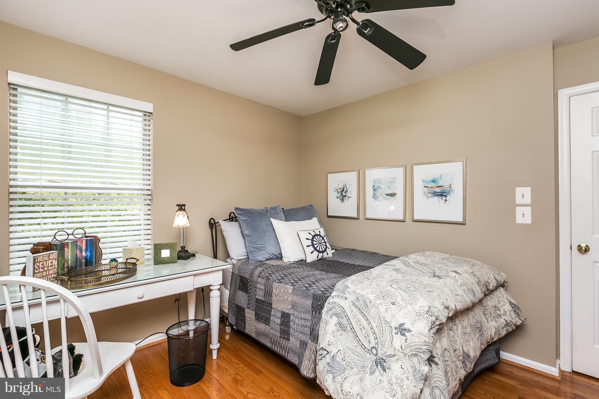 CROFTON VILLAGE - Residential