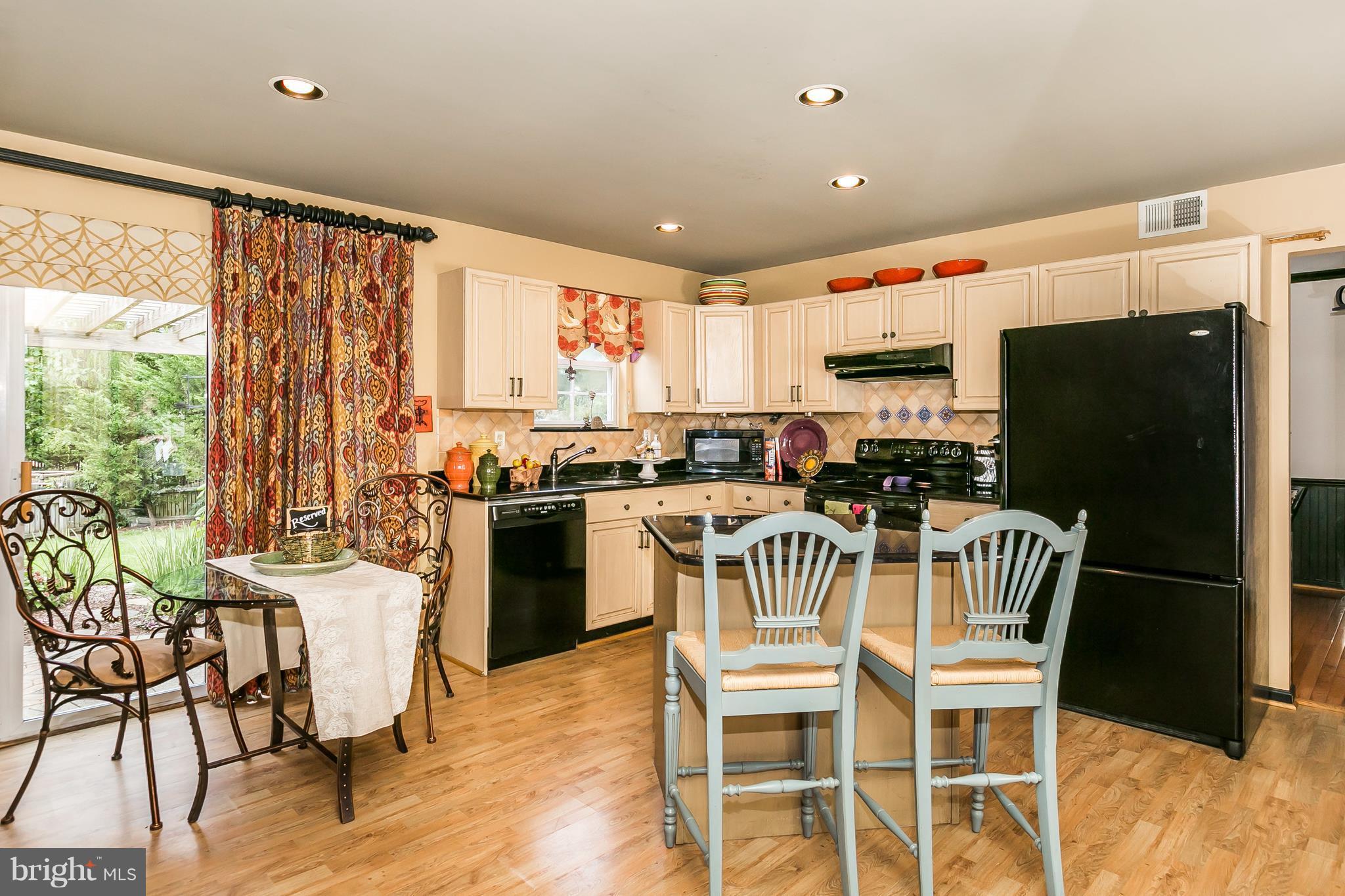 CROFTON VILLAGE - Residential