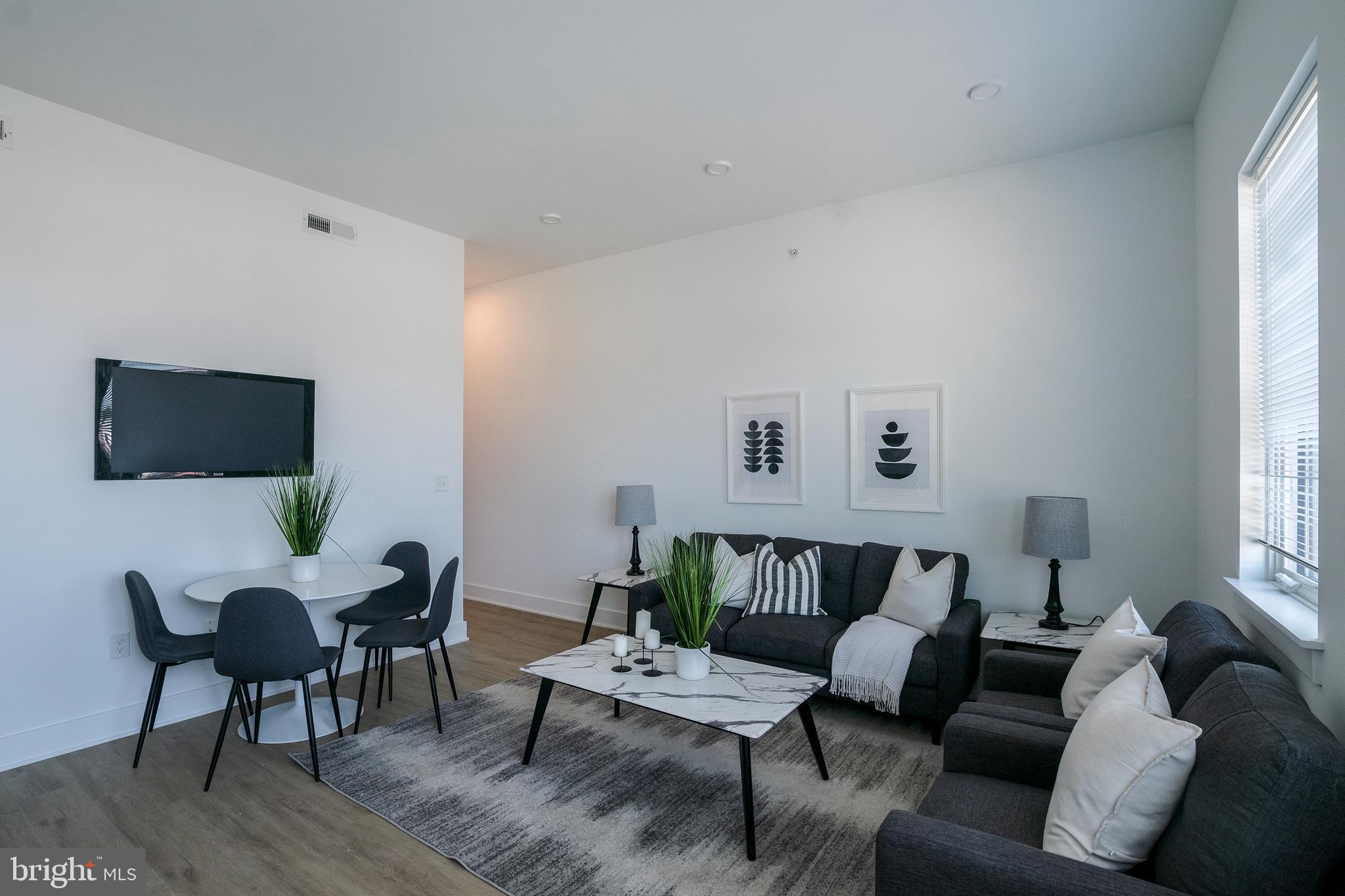 GRADUATE HOSPITAL - Residential Lease