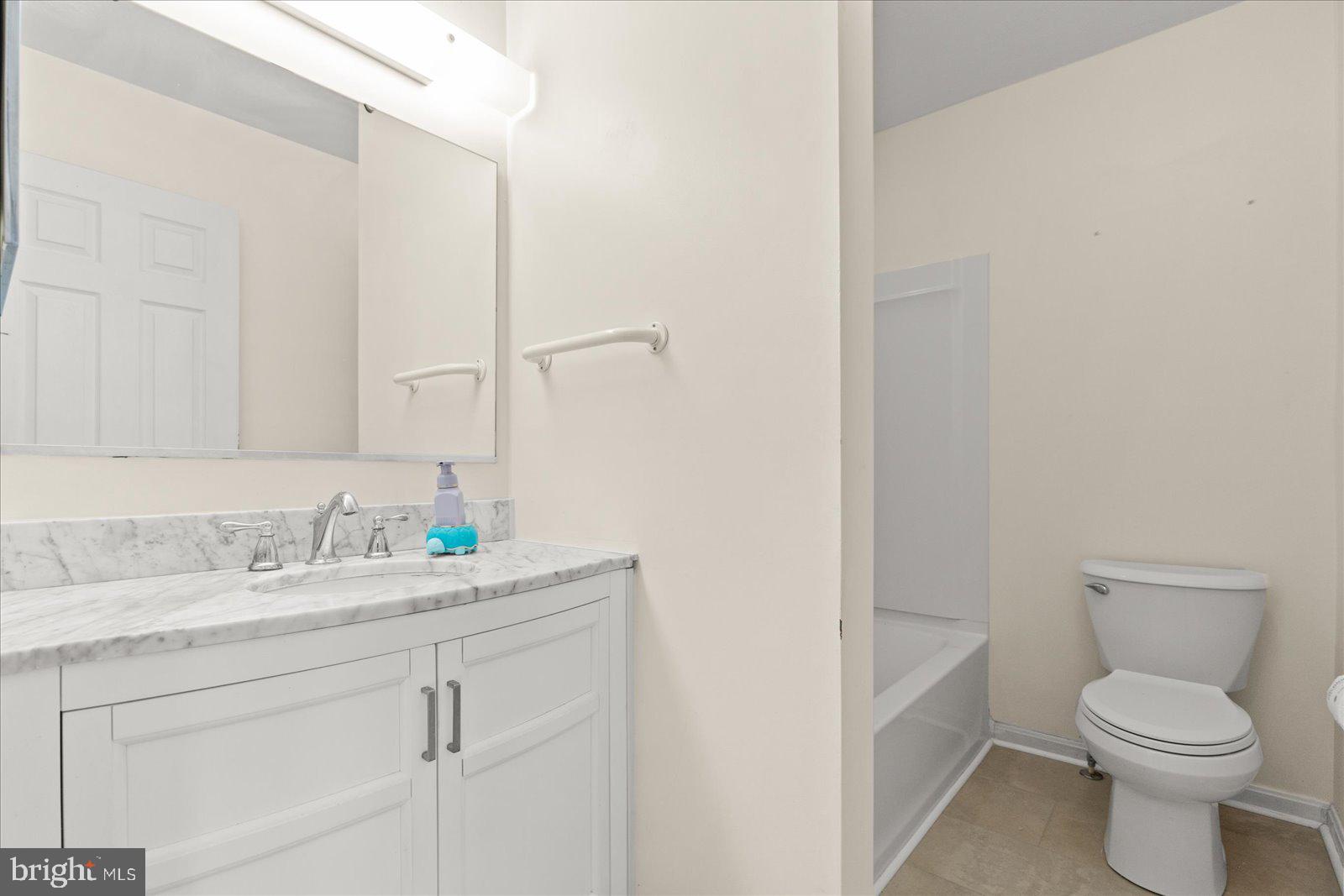 FURNACE HILLS - Residential