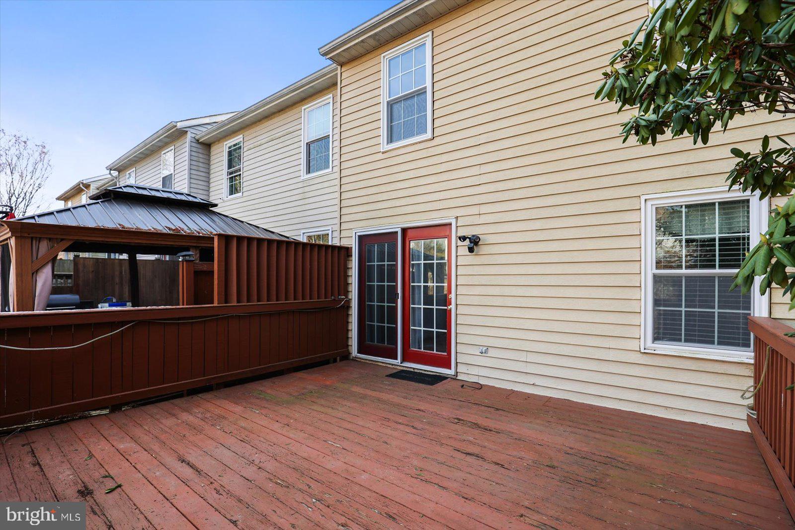 FURNACE HILLS - Residential