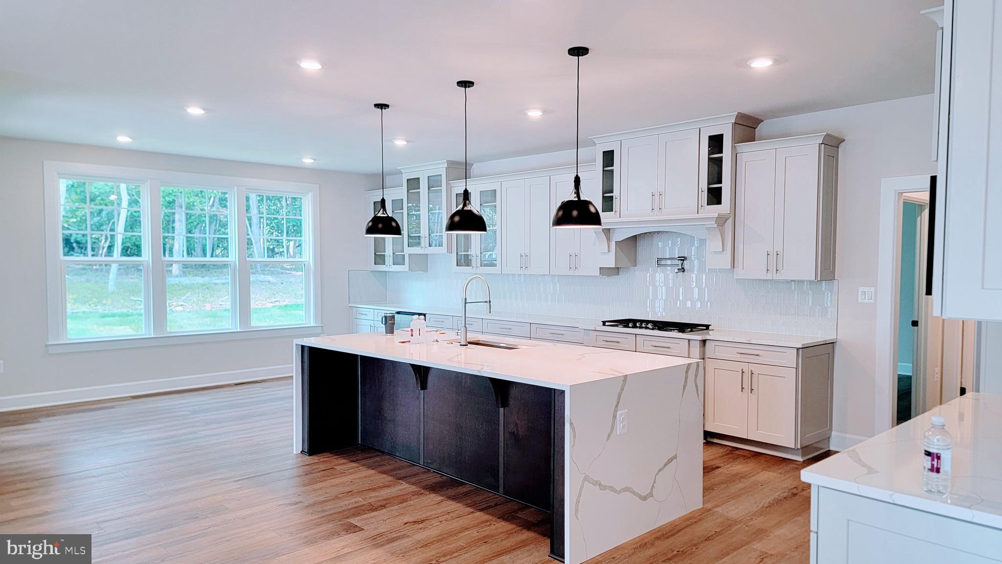 FAWN LAKE - Residential Lease