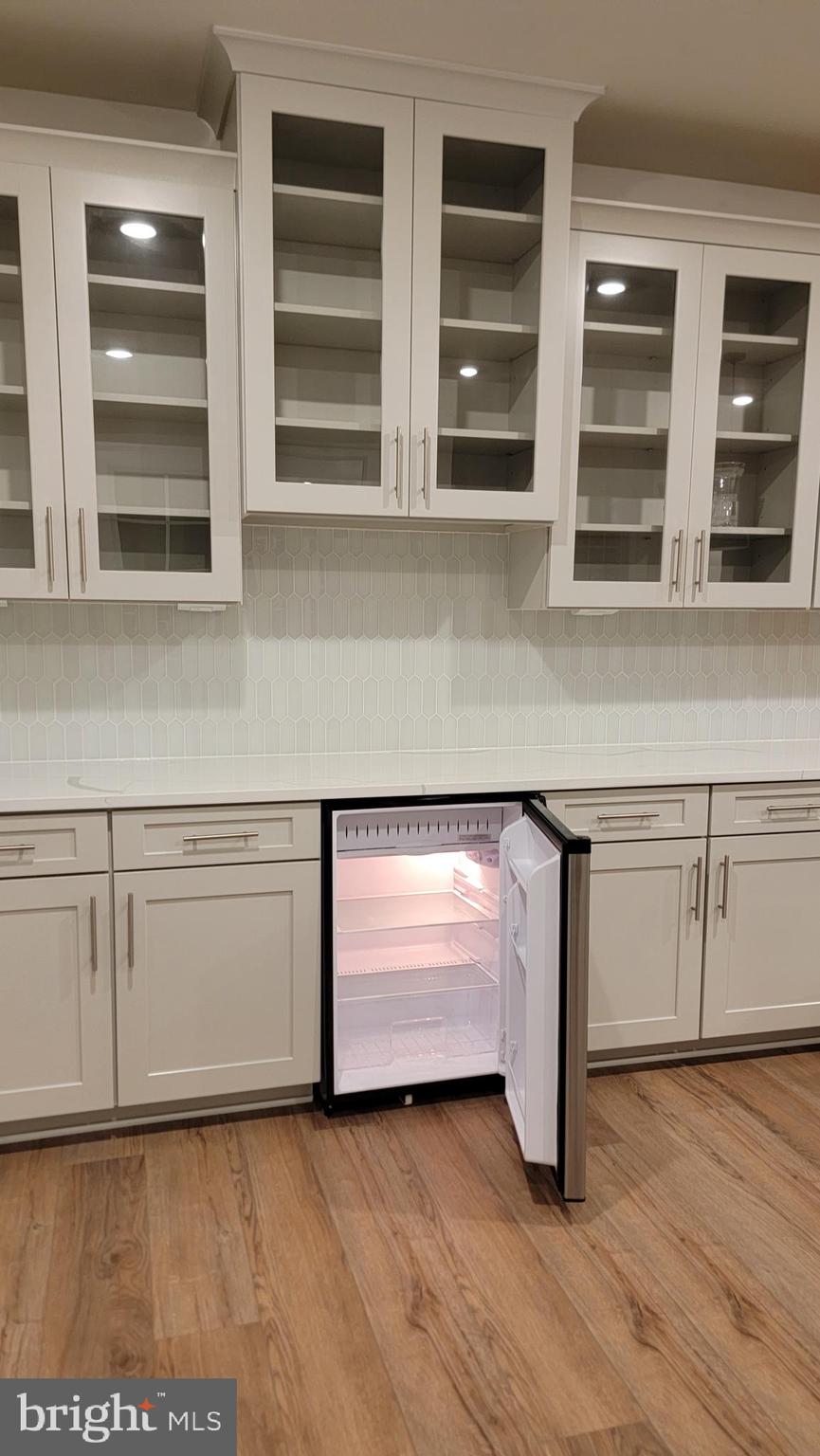 FAWN LAKE - Residential Lease