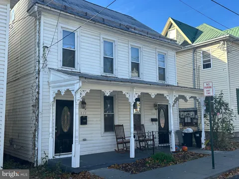 517 W Stephen Street, Martinsburg, WV MLS: WVBE2034834