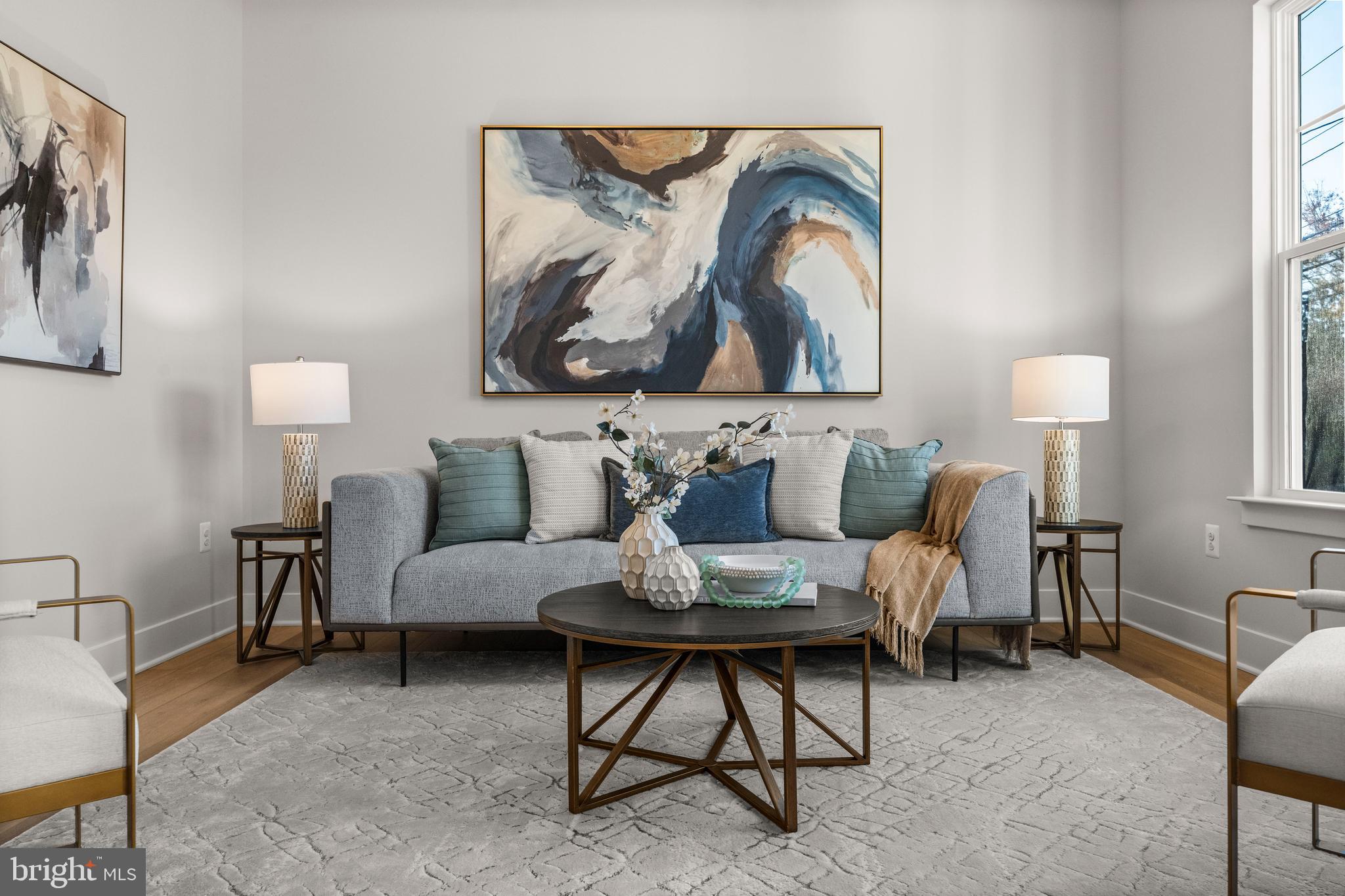 PIMMIT HILLS - Residential