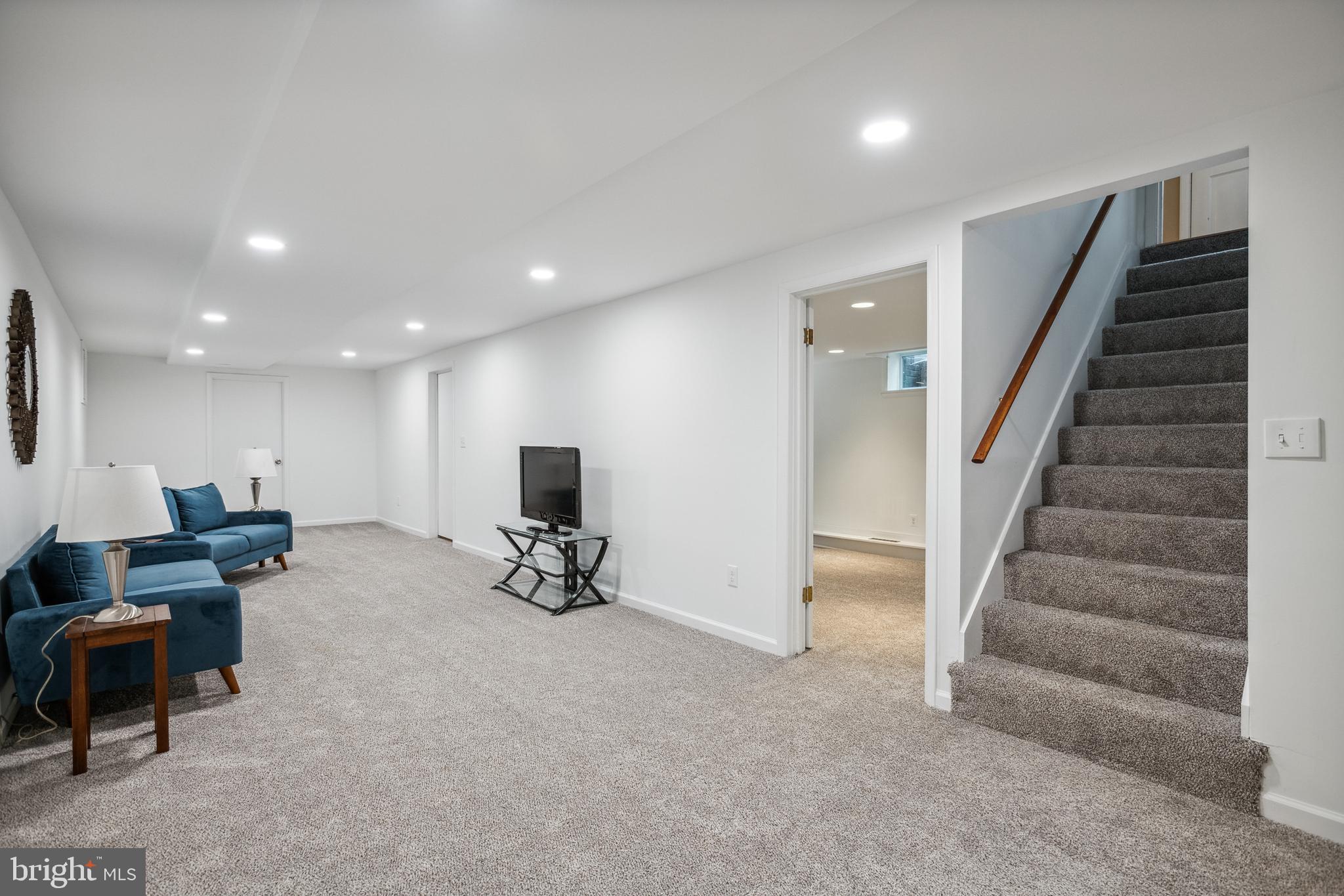 WARRENTON LAKES - Residential