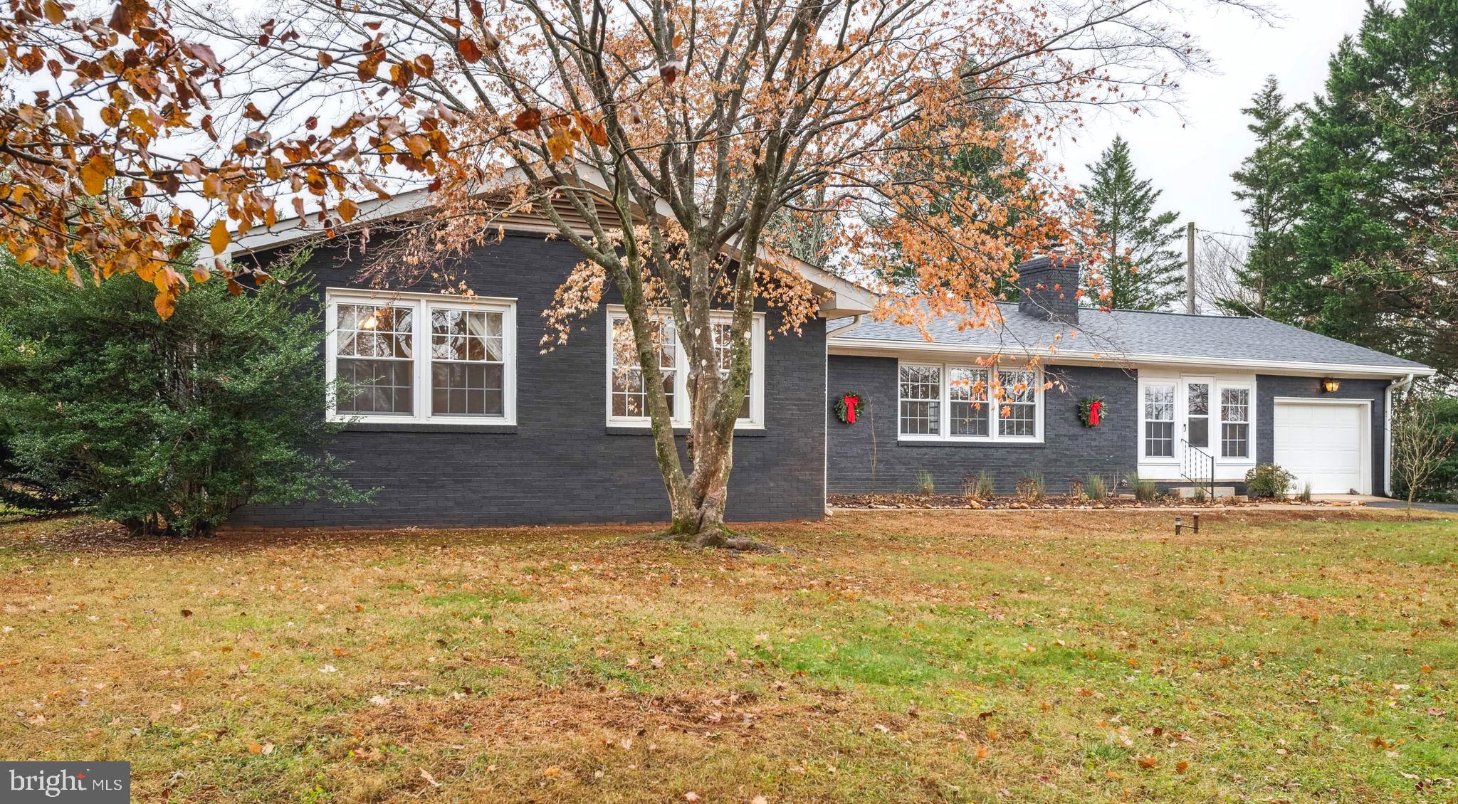 WARRENTON LAKES - Residential