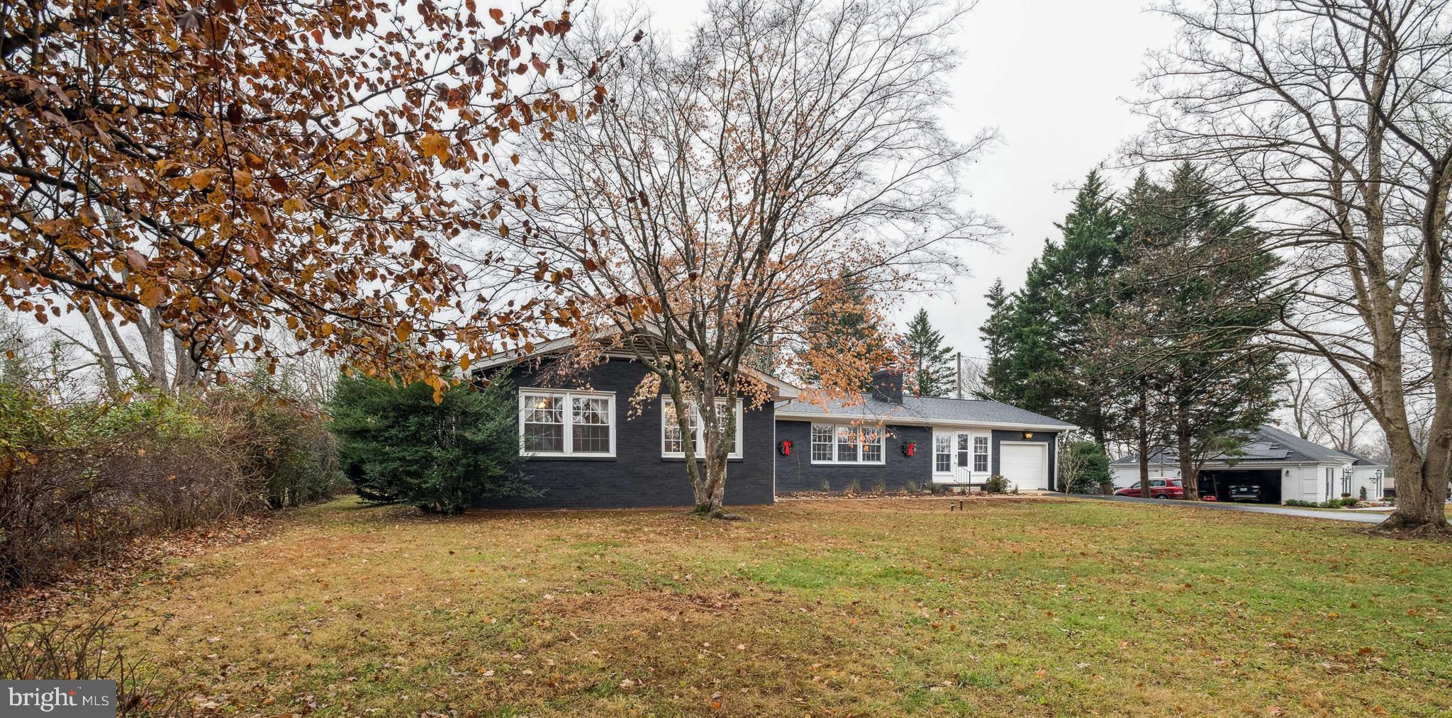 WARRENTON LAKES - Residential