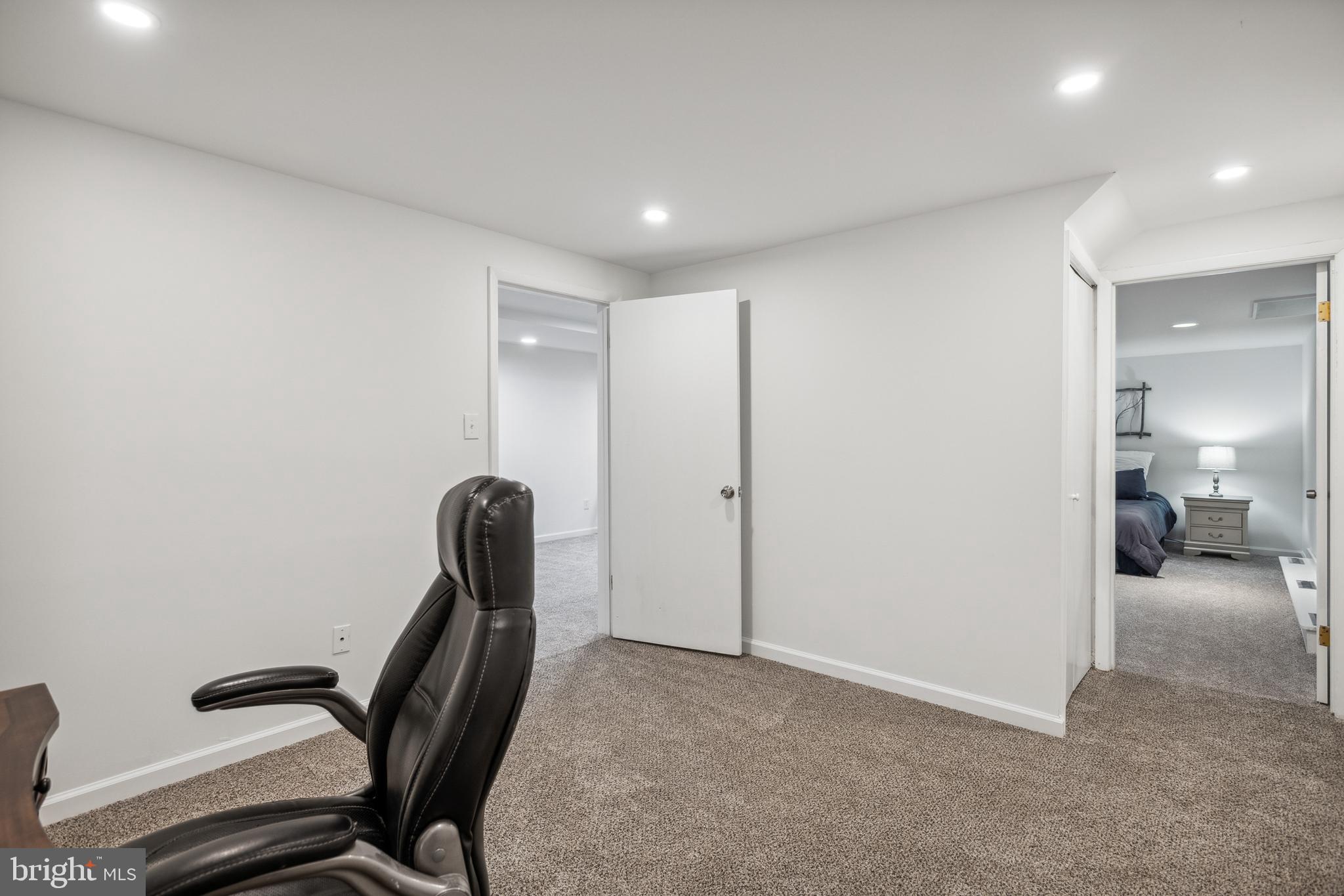 WARRENTON LAKES - Residential