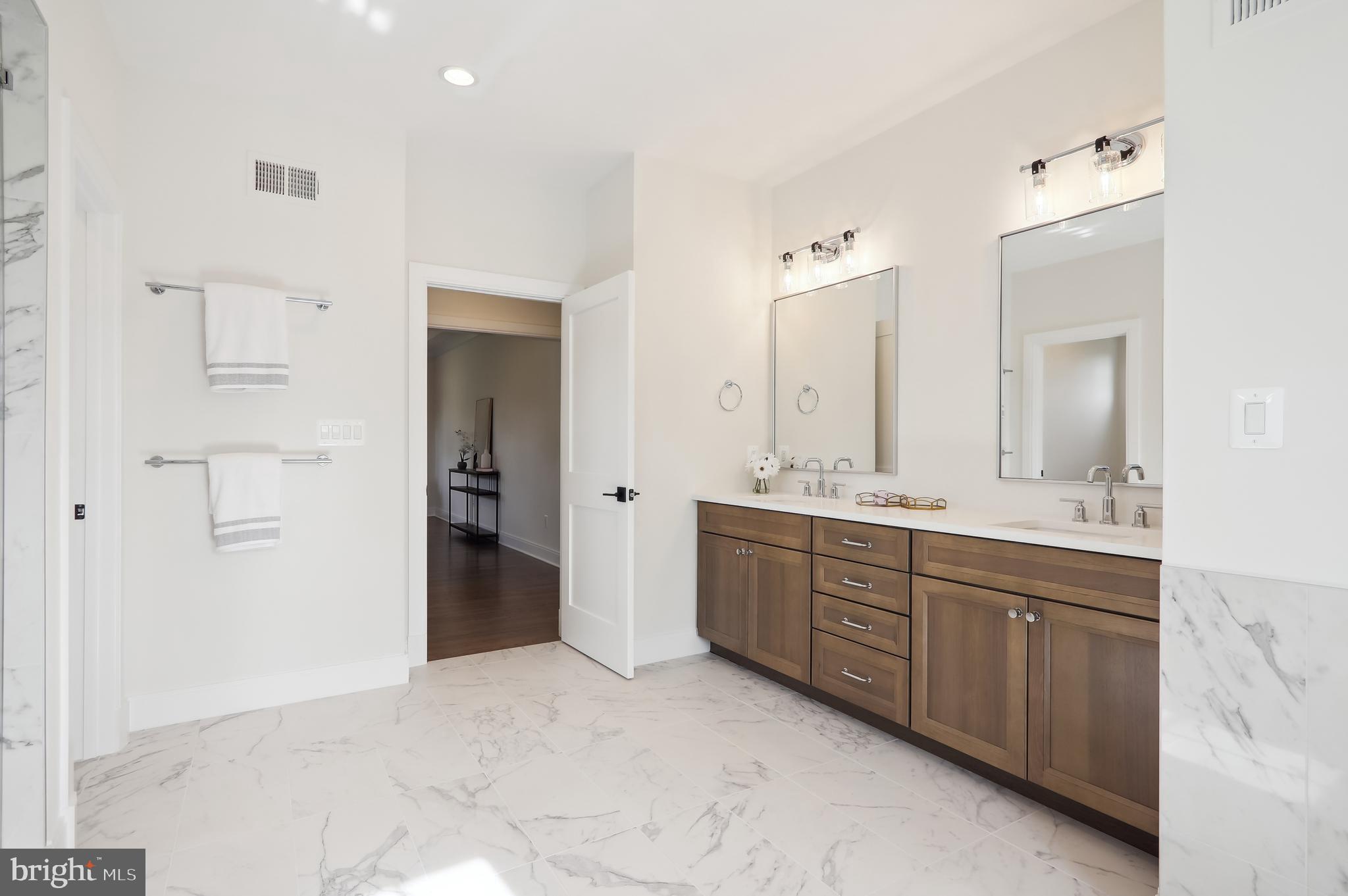 LONE OAK - Residential