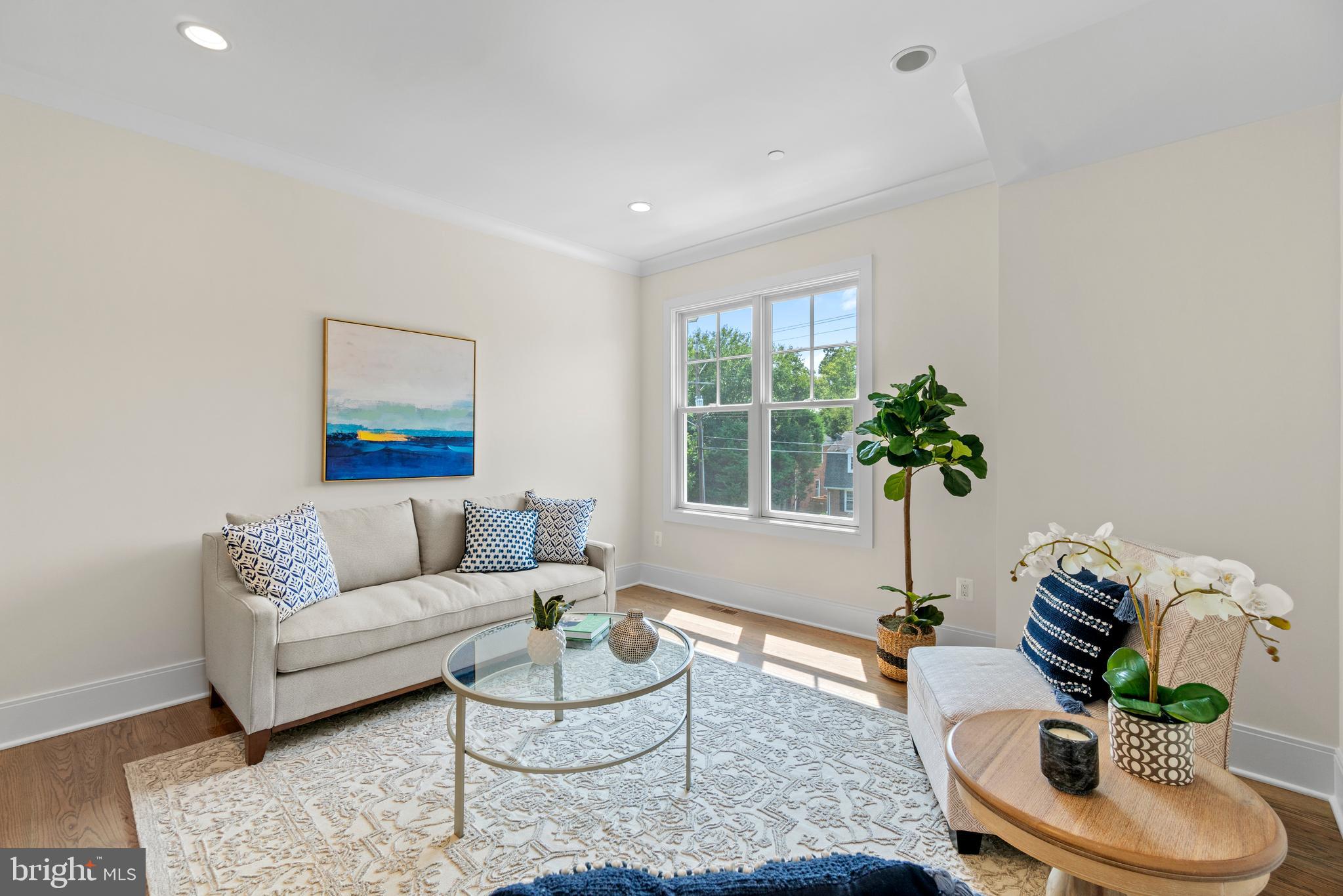 LONE OAK - Residential