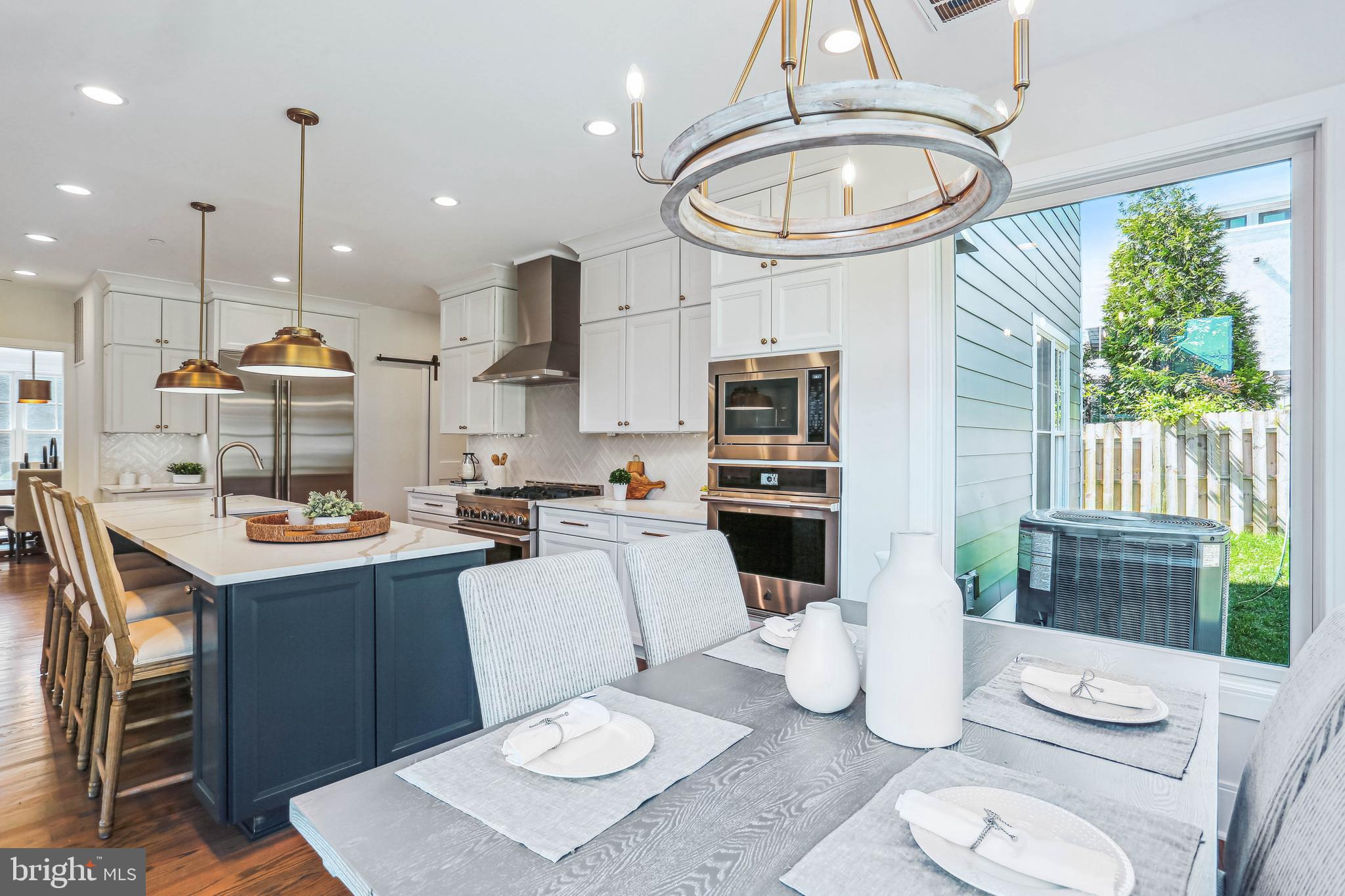 LONE OAK - Residential