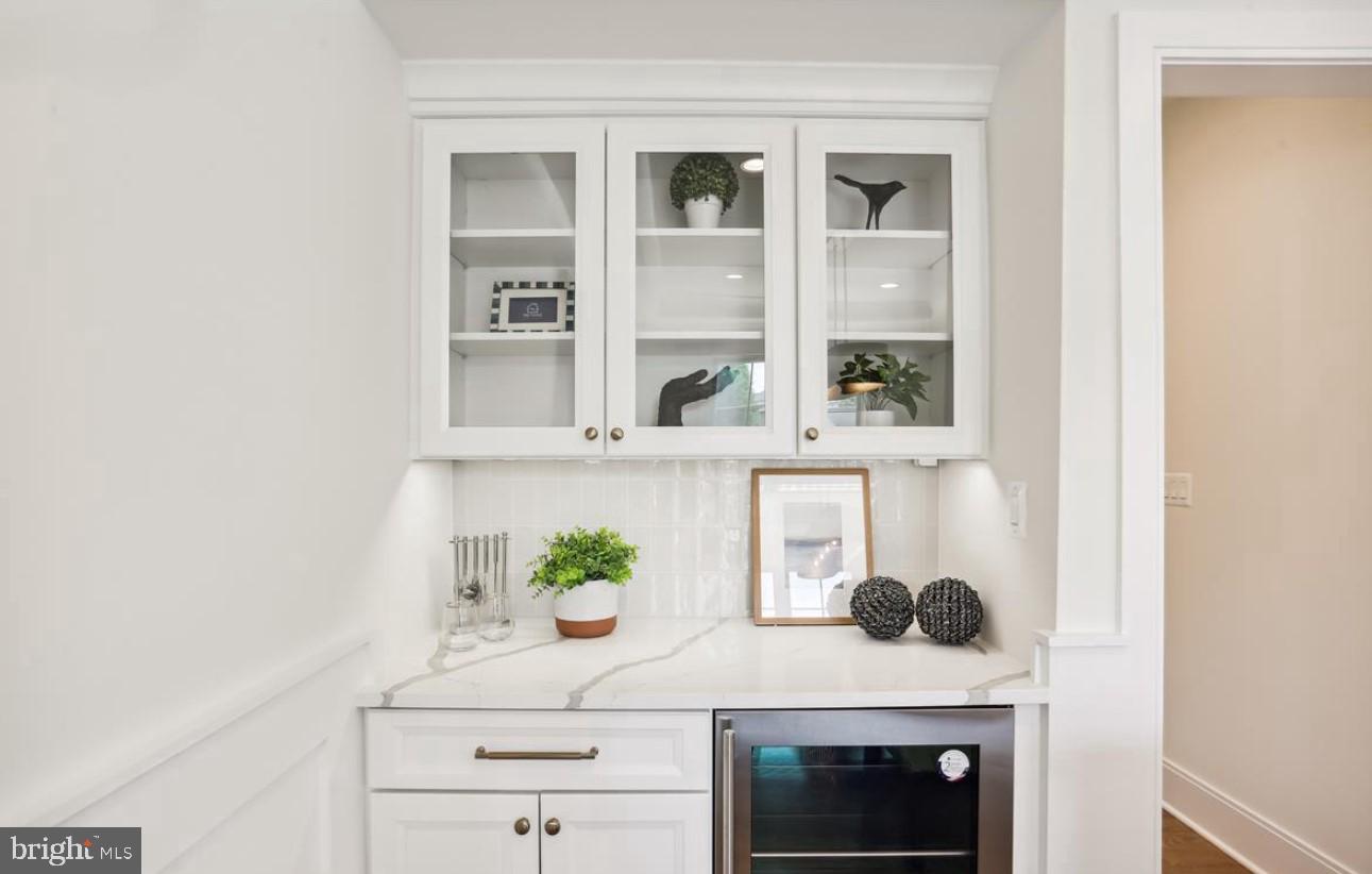 LONE OAK - Residential