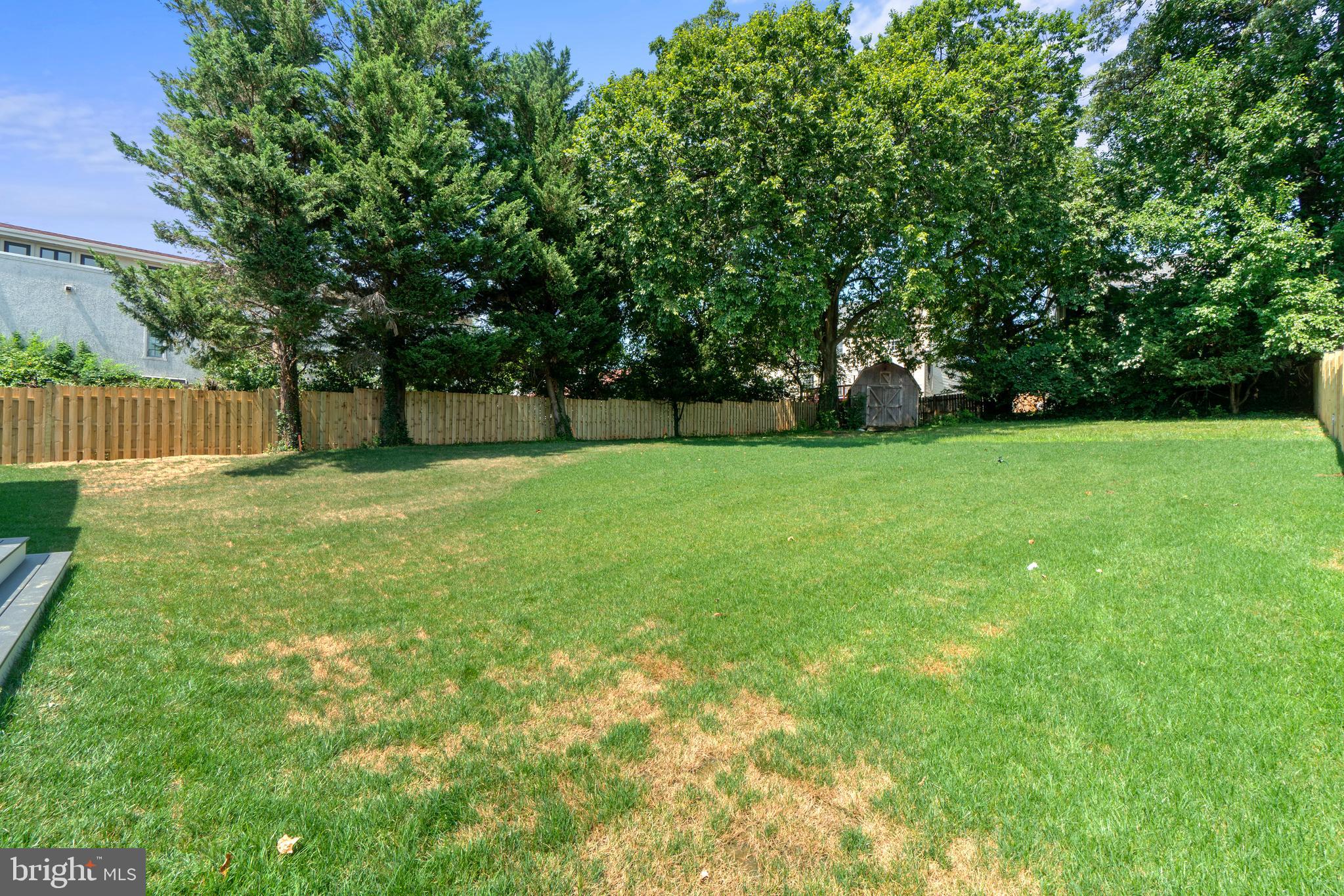 LONE OAK - Residential