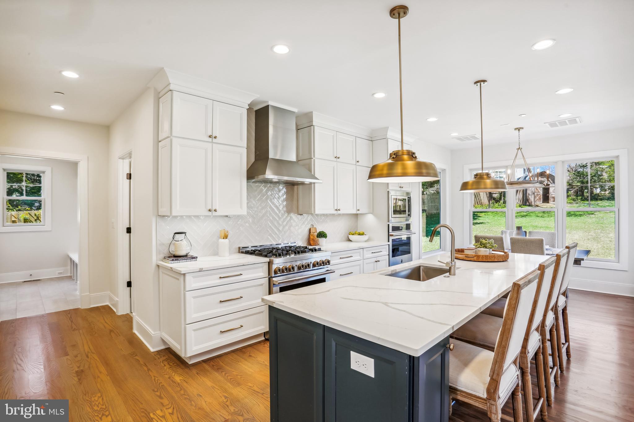 LONE OAK - Residential