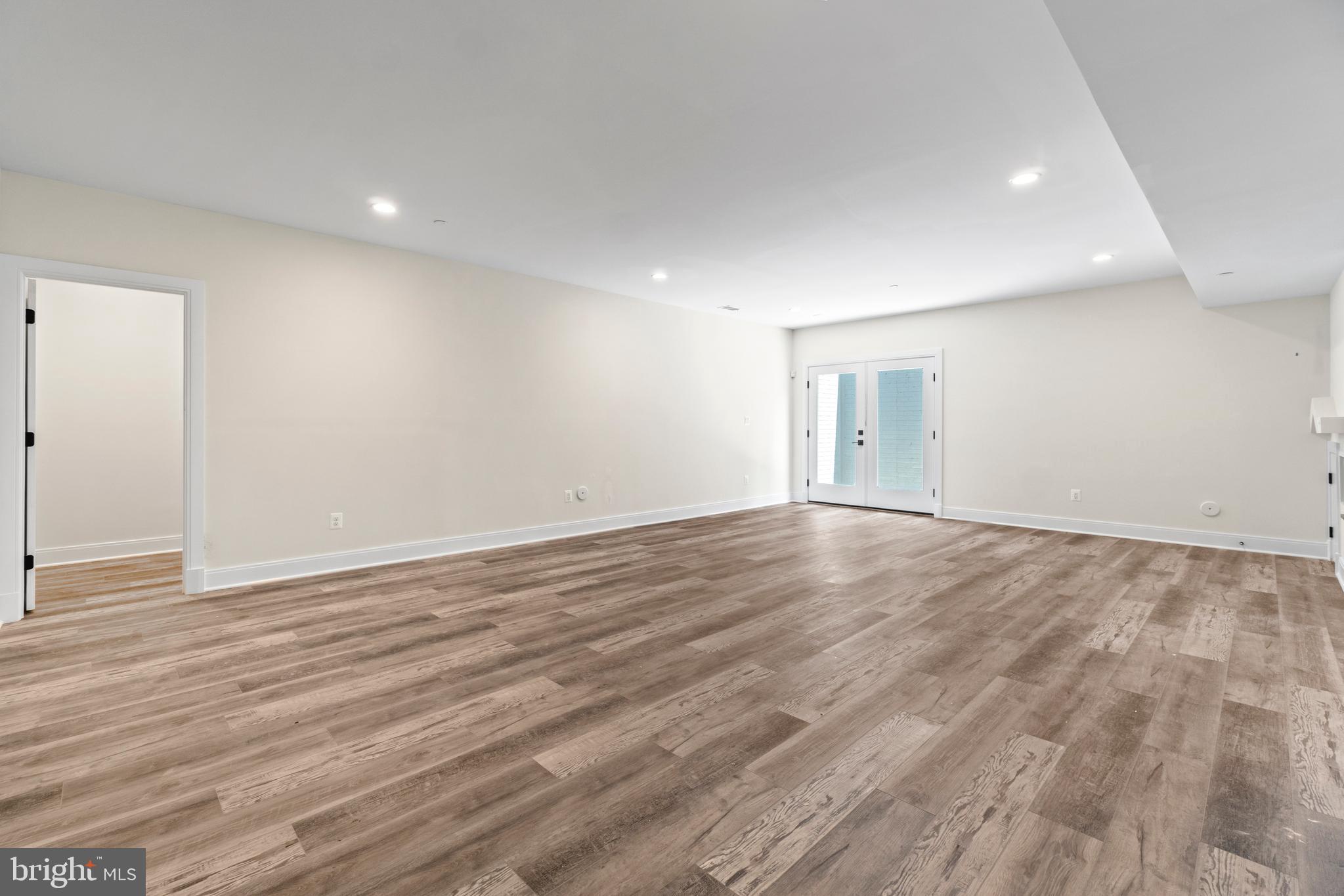 LONE OAK - Residential