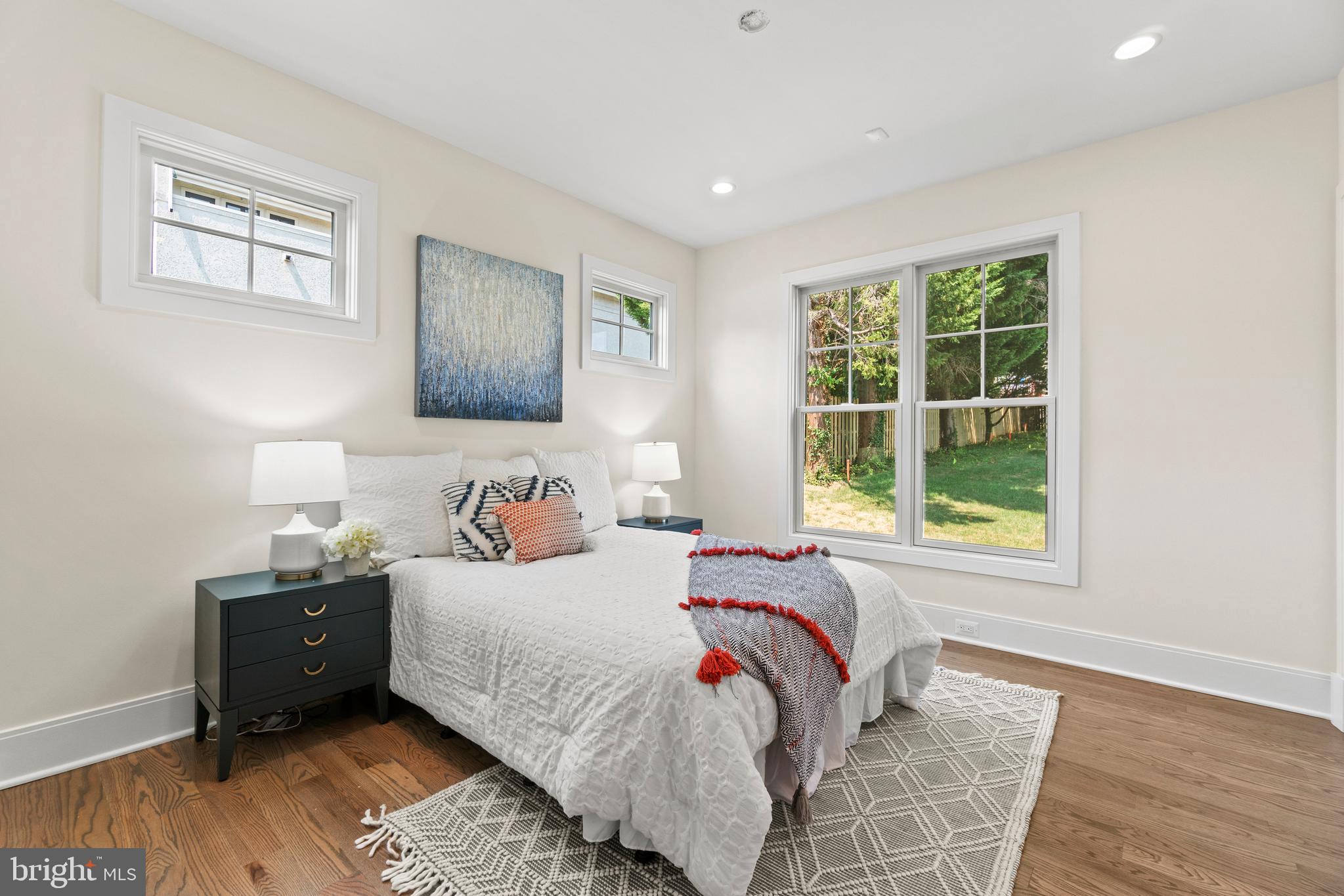 LONE OAK - Residential