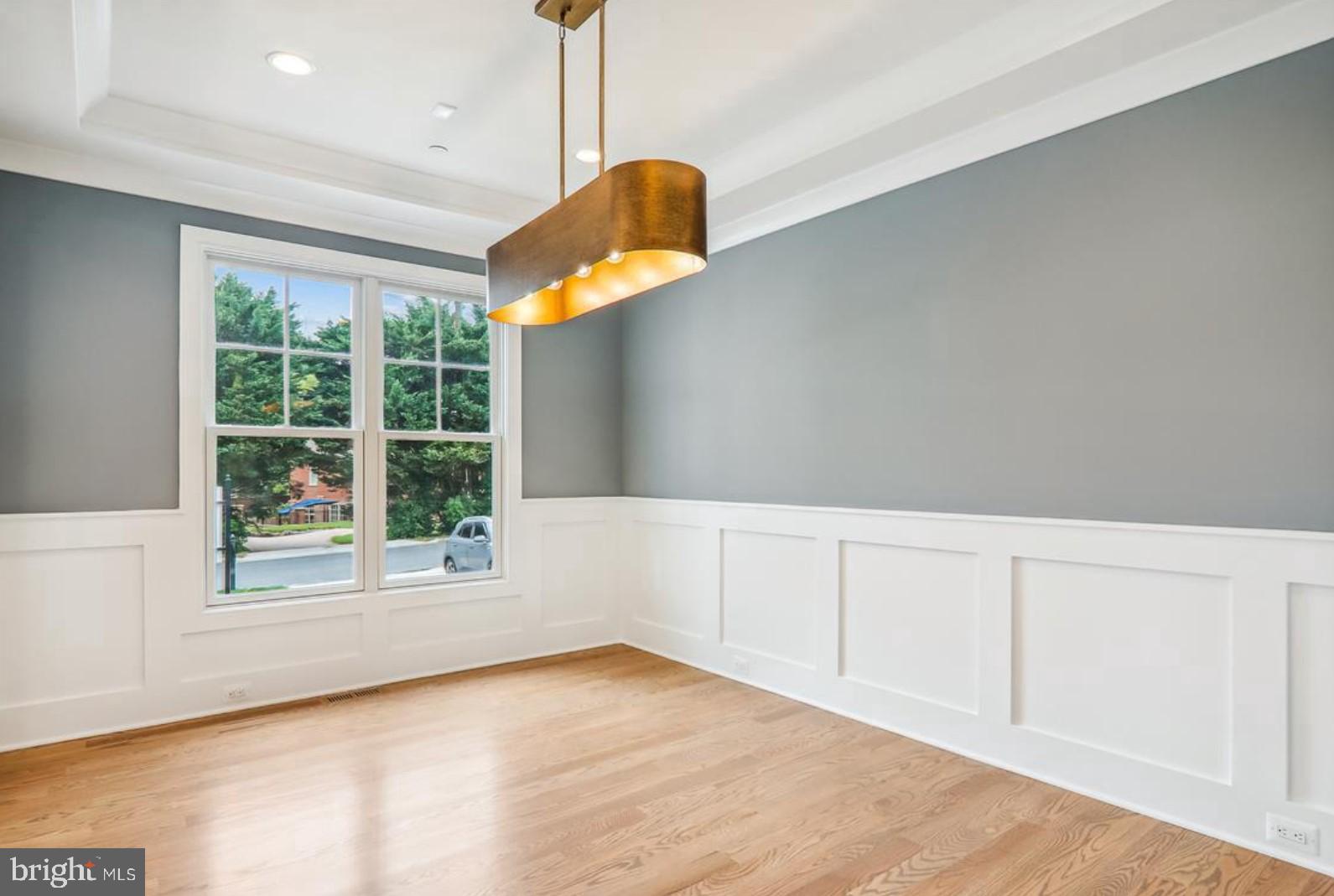 LONE OAK - Residential