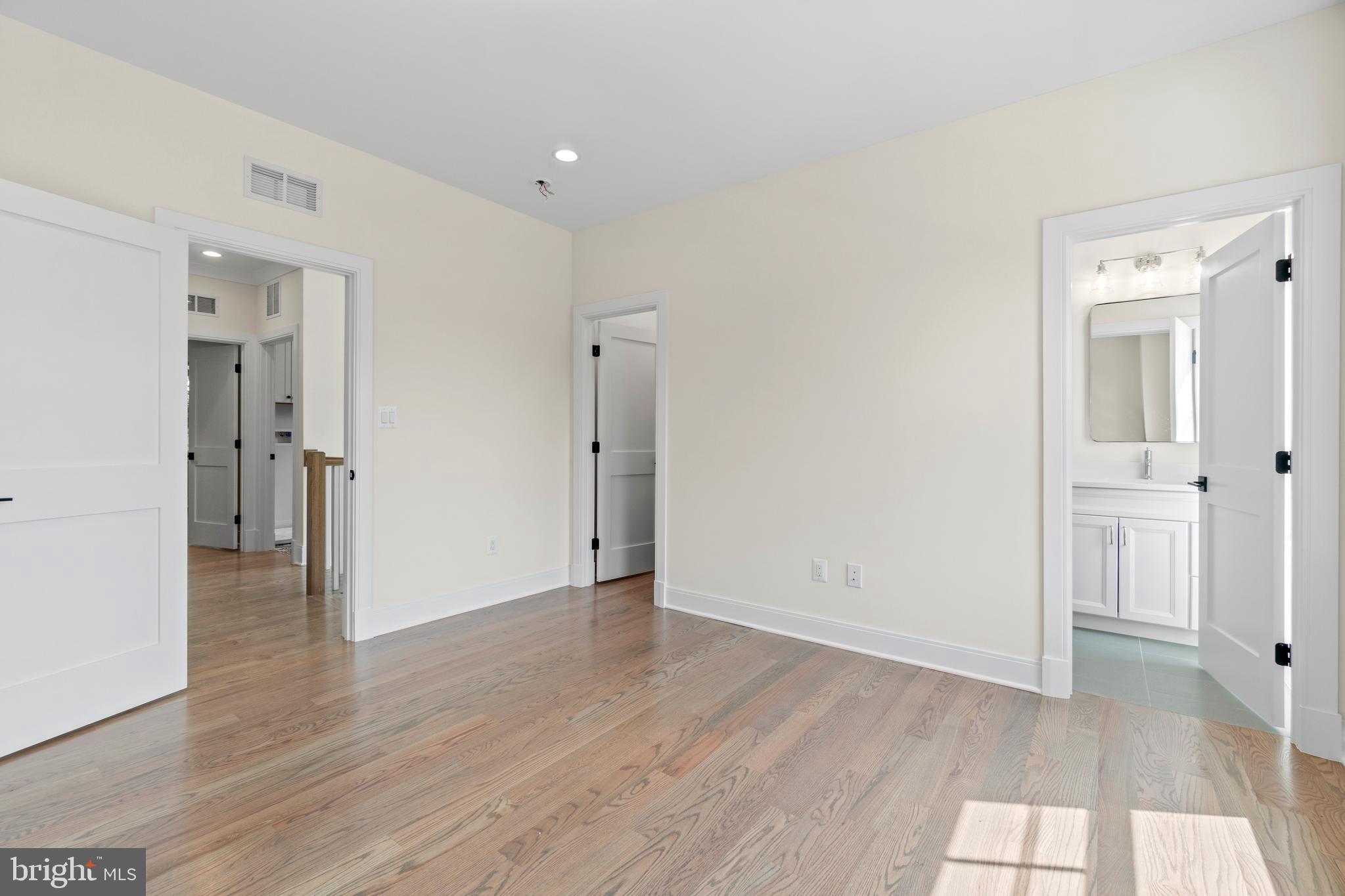 LONE OAK - Residential