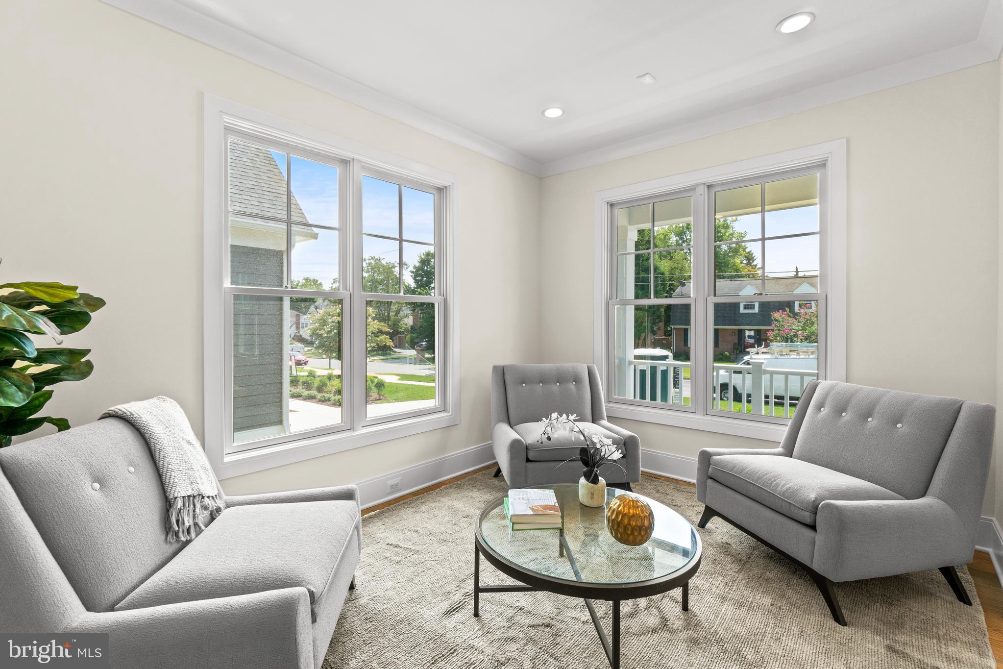 LONE OAK - Residential