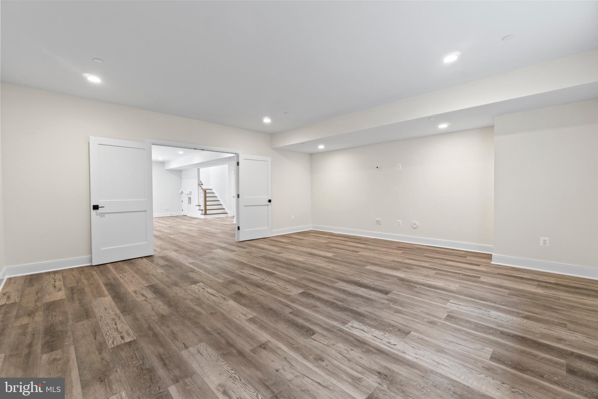 LONE OAK - Residential