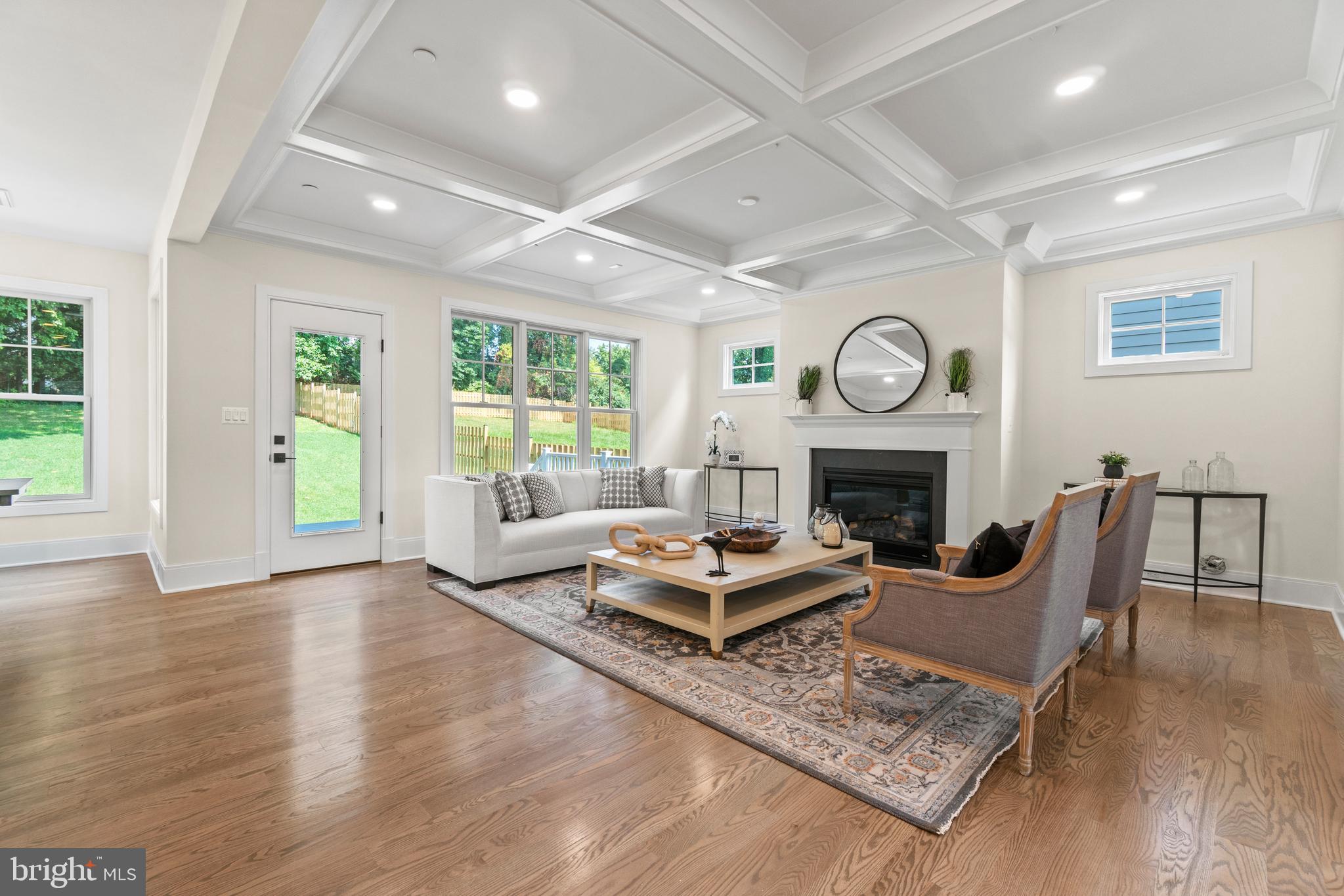 LONE OAK - Residential