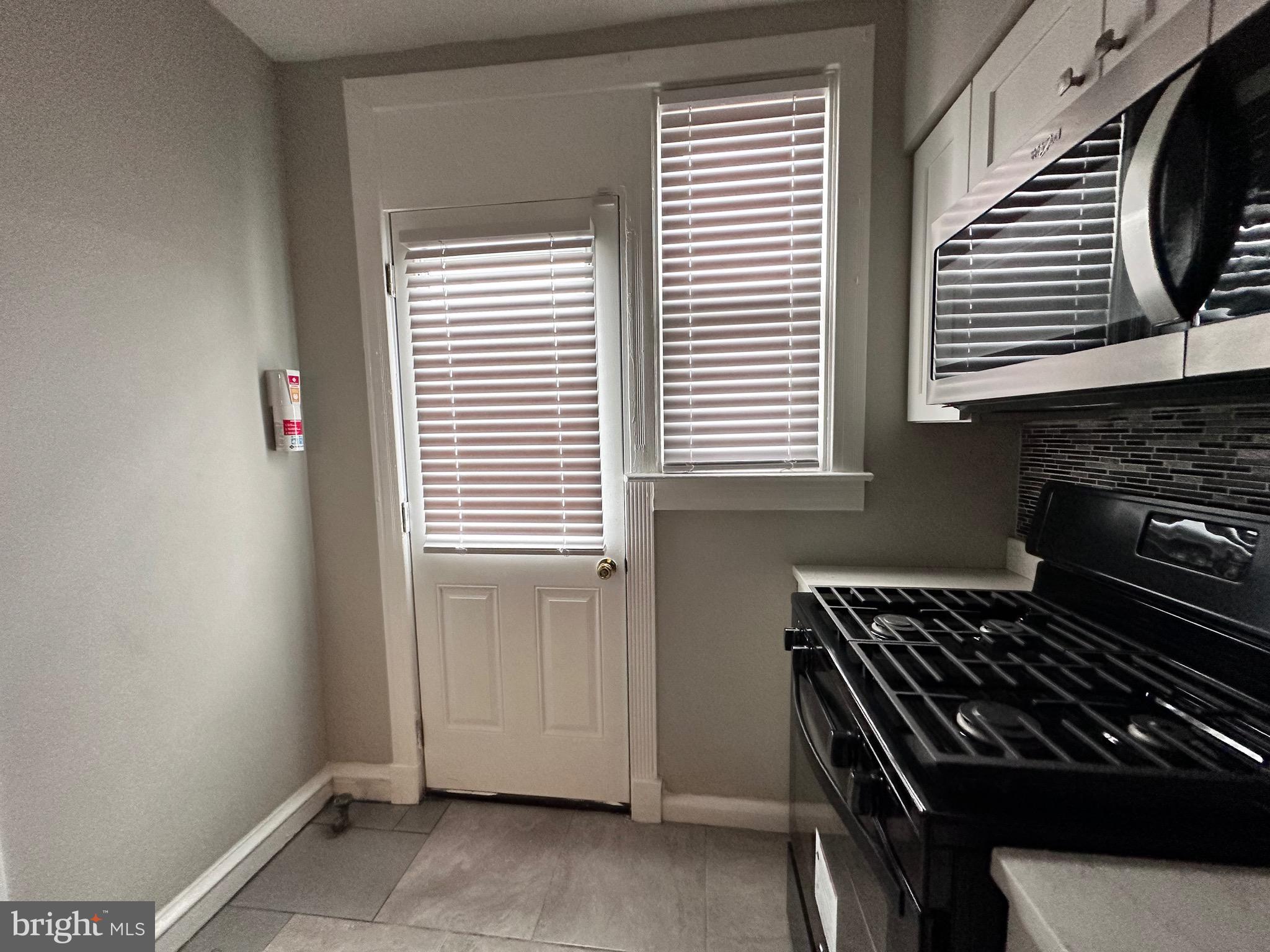 BELAIR-EDISON - Residential Lease