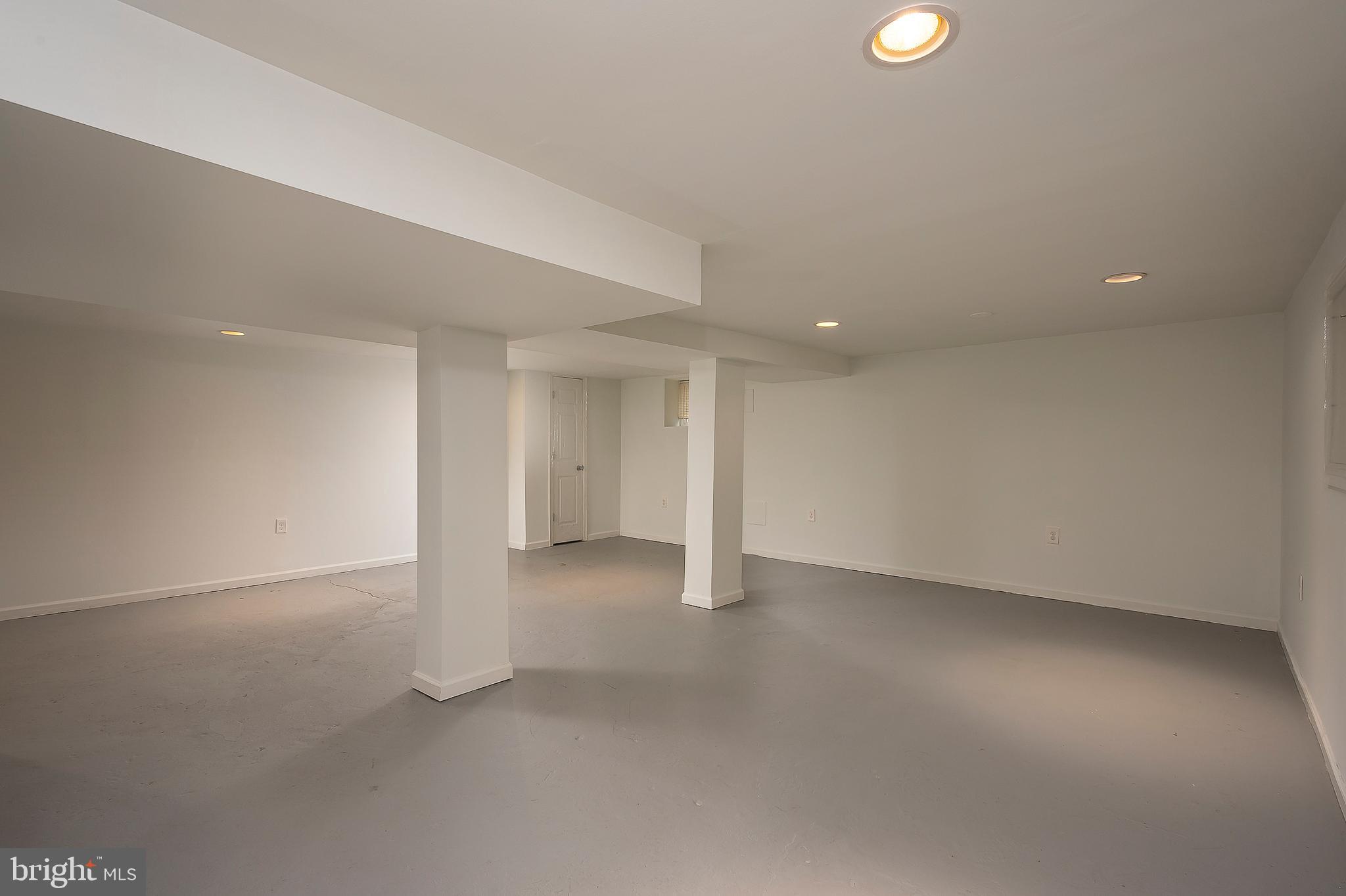 SILVER SPRING - Residential