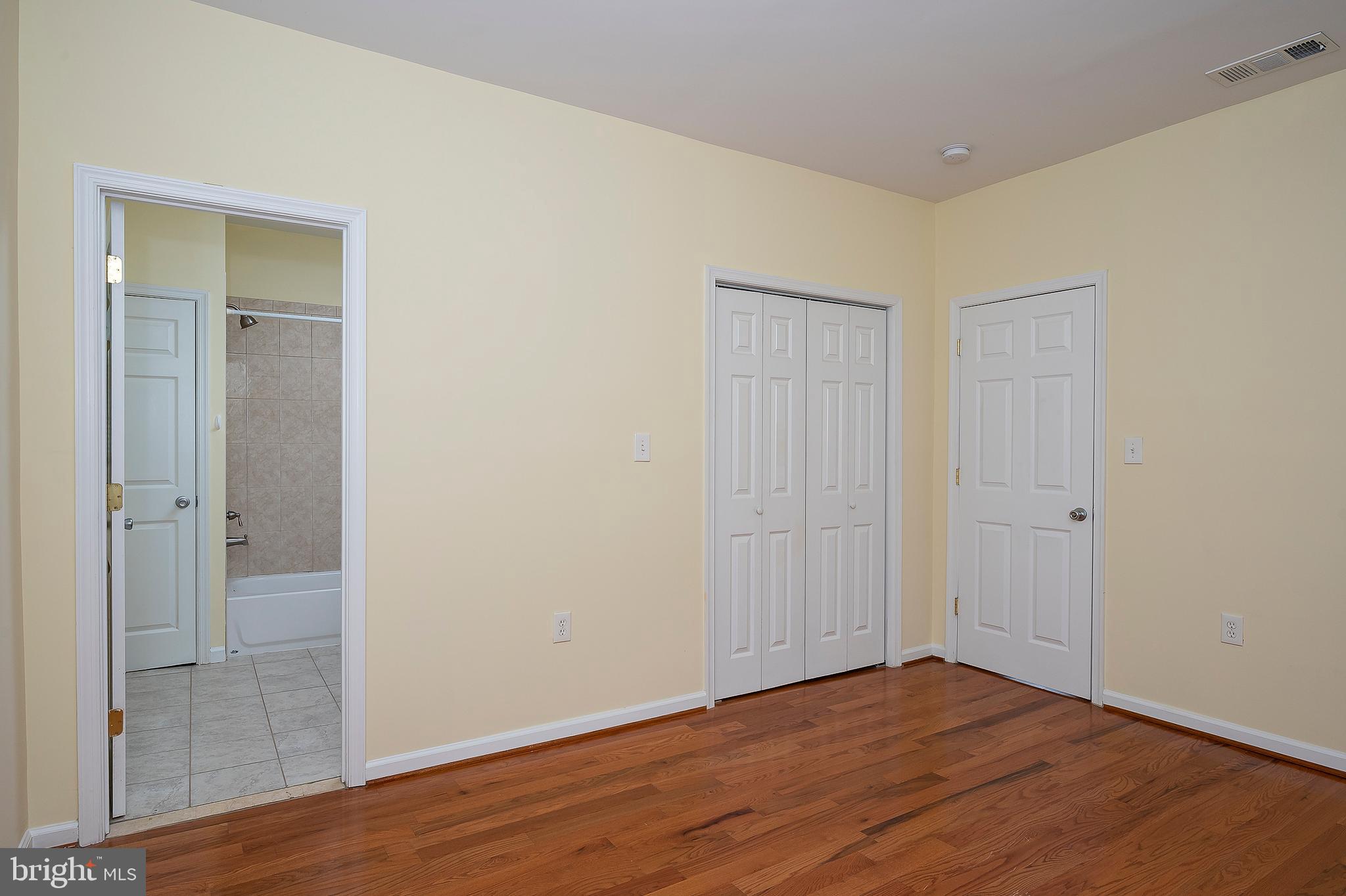 SILVER SPRING - Residential