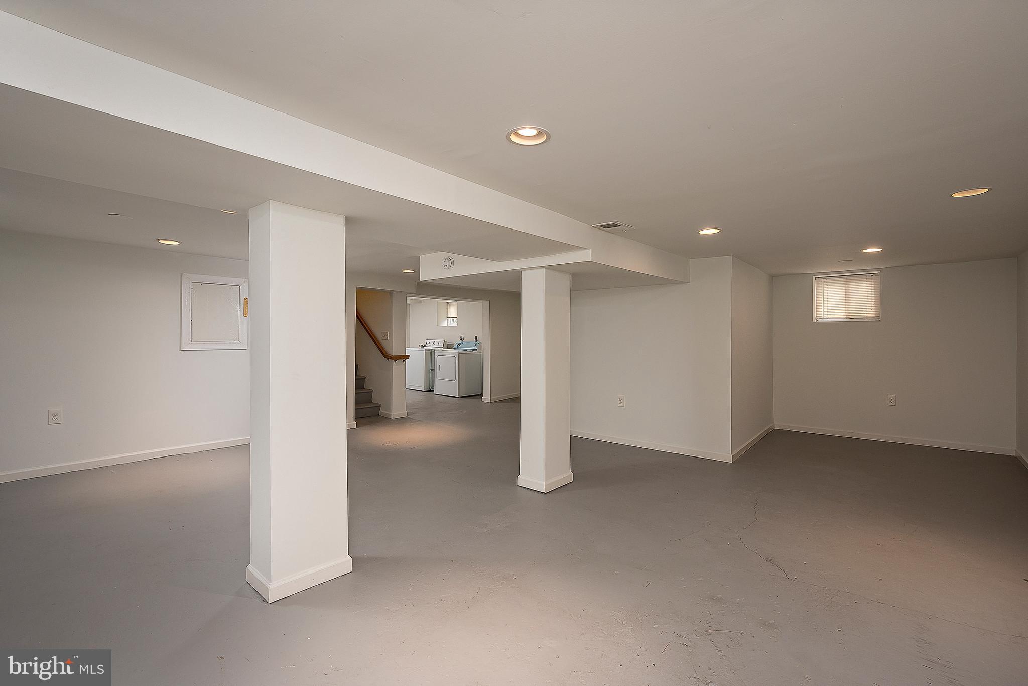 SILVER SPRING - Residential