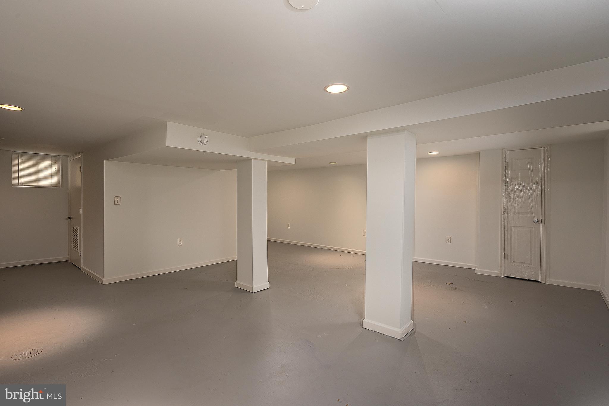 SILVER SPRING - Residential