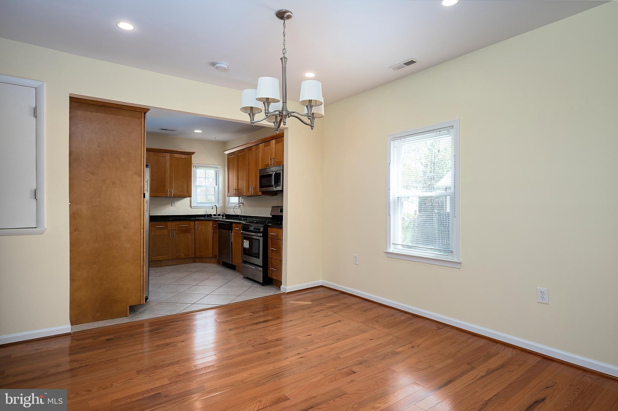 SILVER SPRING - Residential