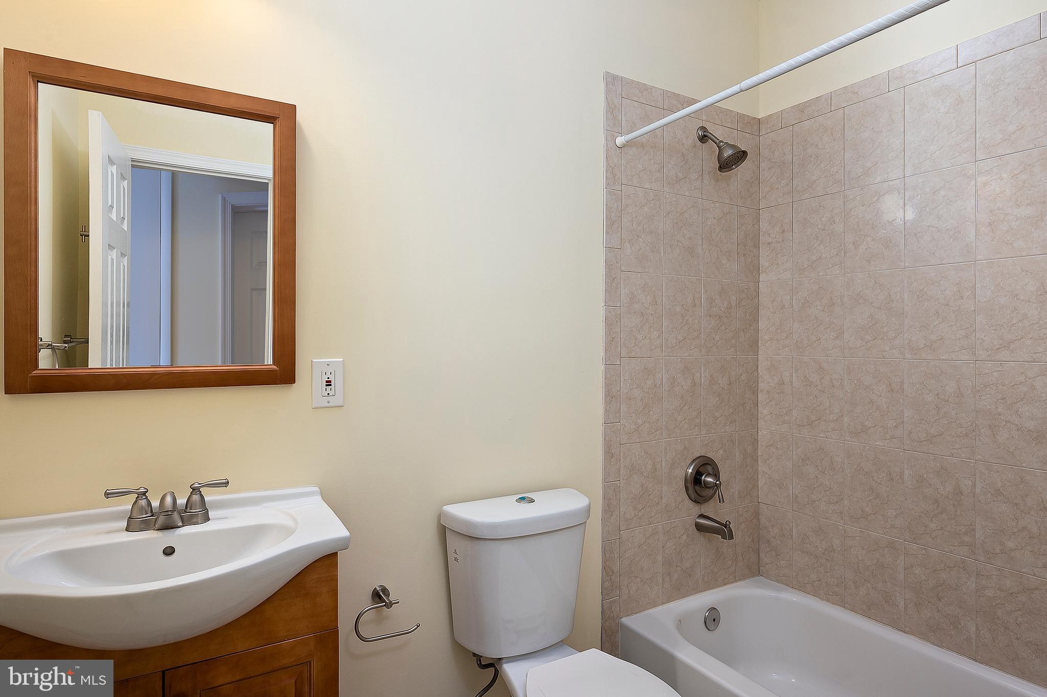 SILVER SPRING - Residential