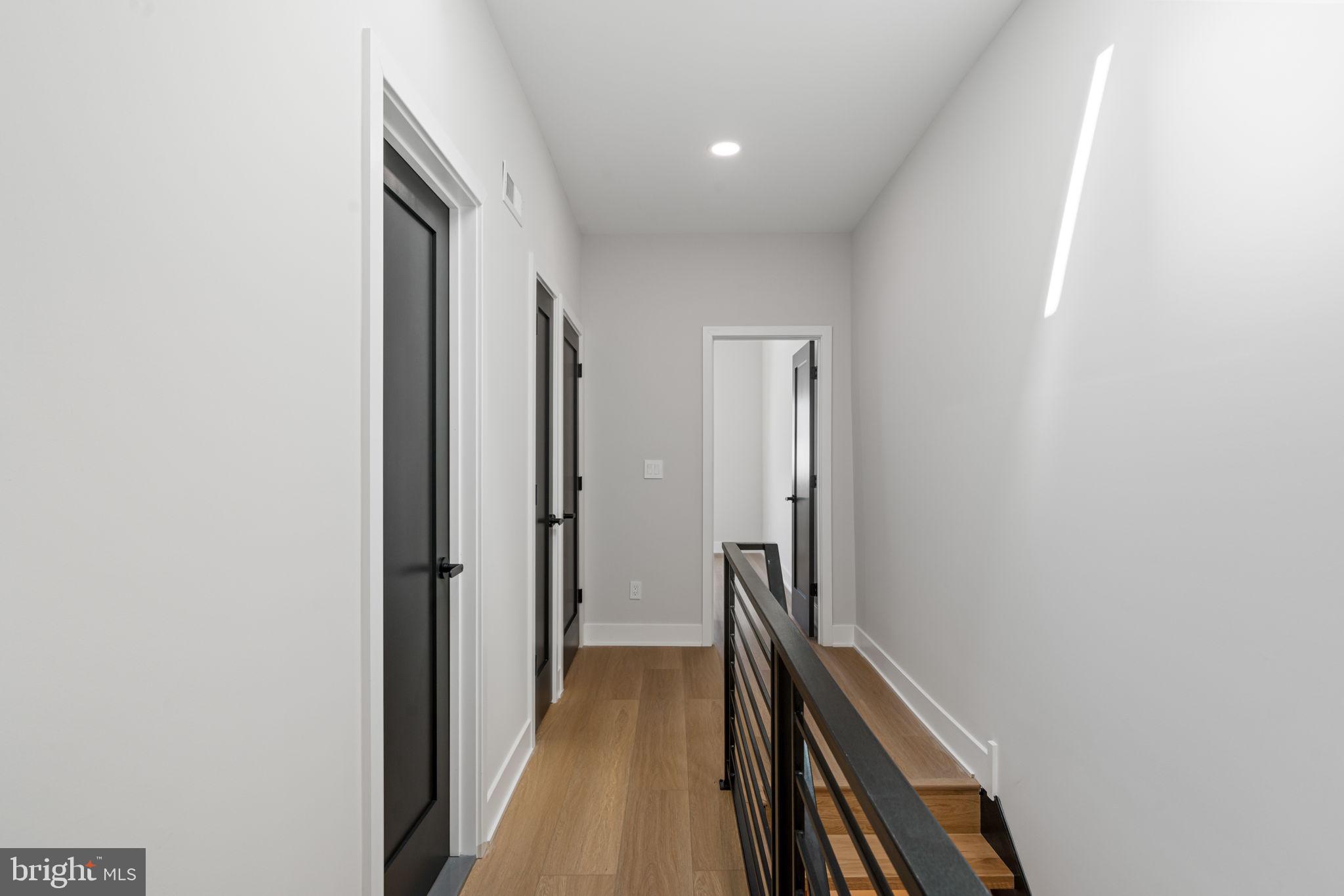 WHITMAN - Residential