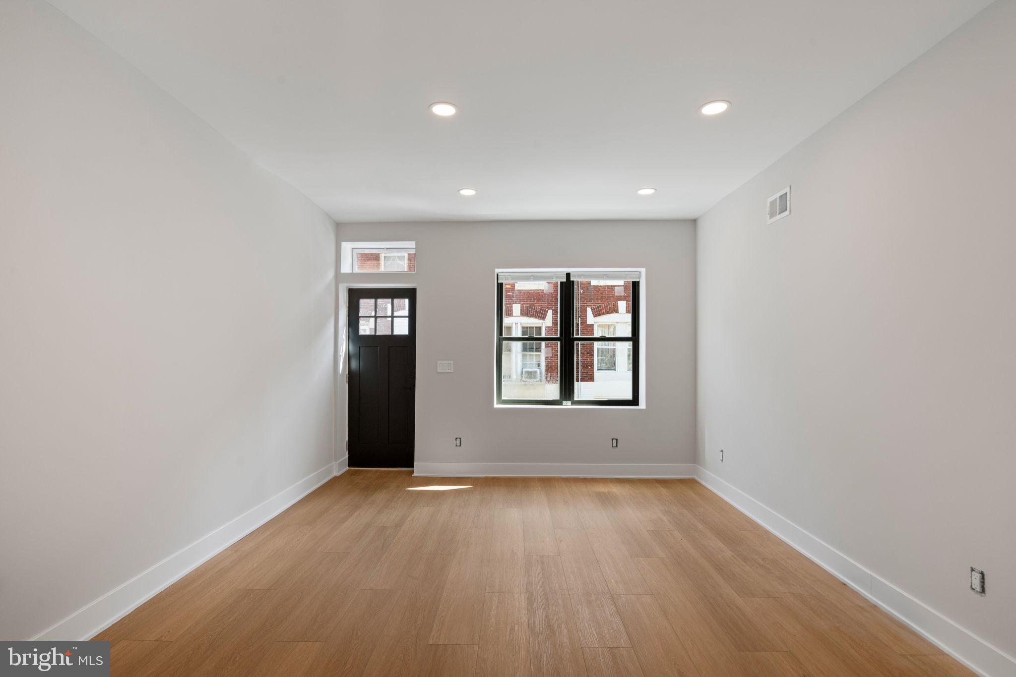 WHITMAN - Residential